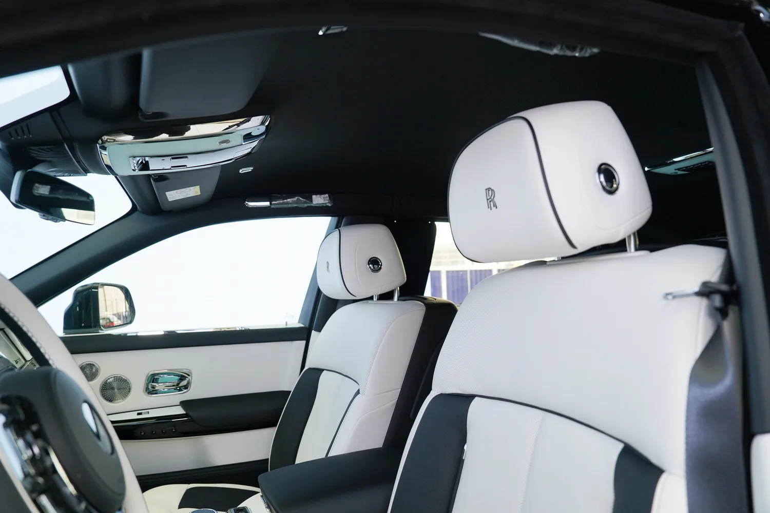 2026 Rolls-Royce Phantom Extended, 4/14