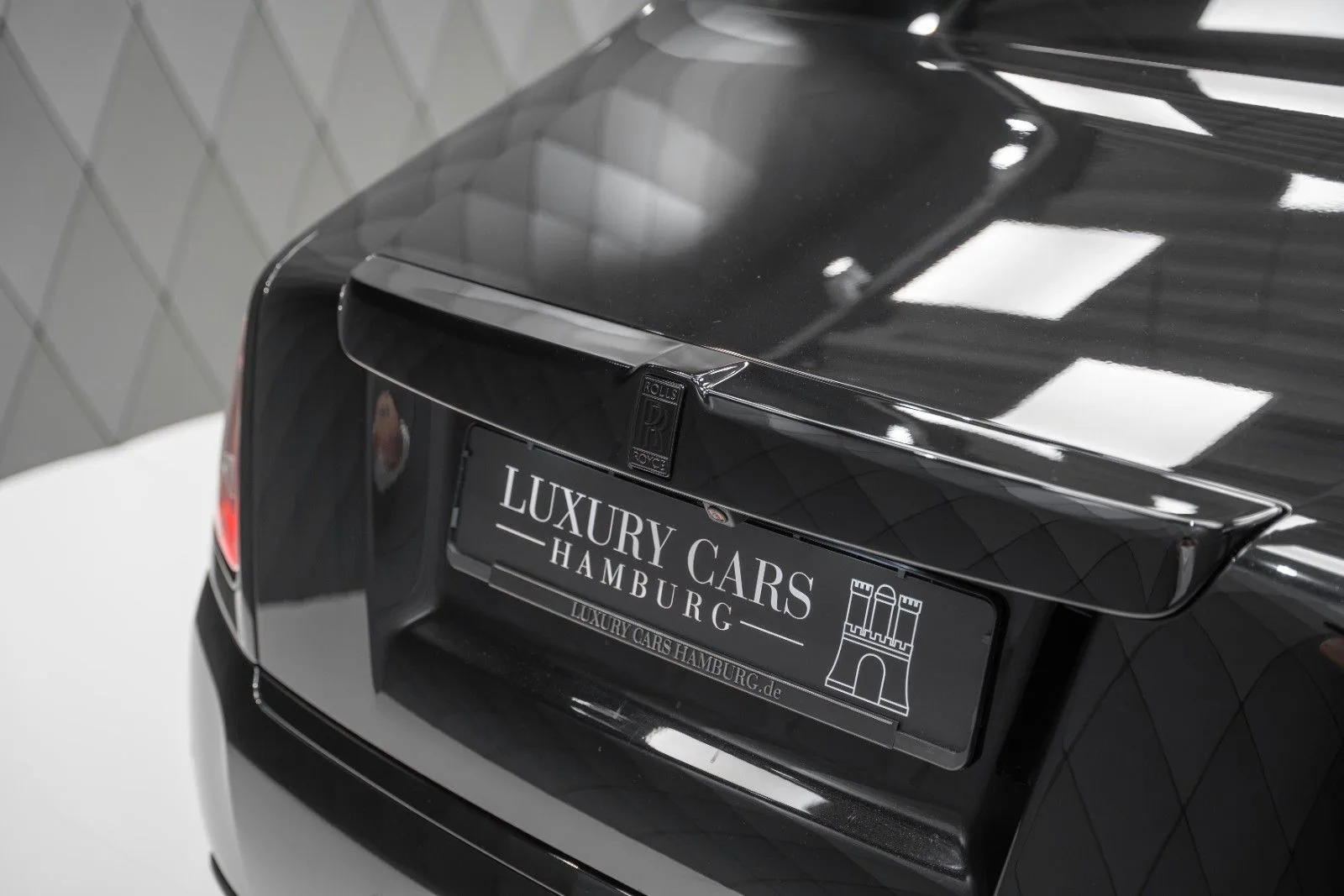 2026 Rolls-Royce Phantom Extended, 8/30