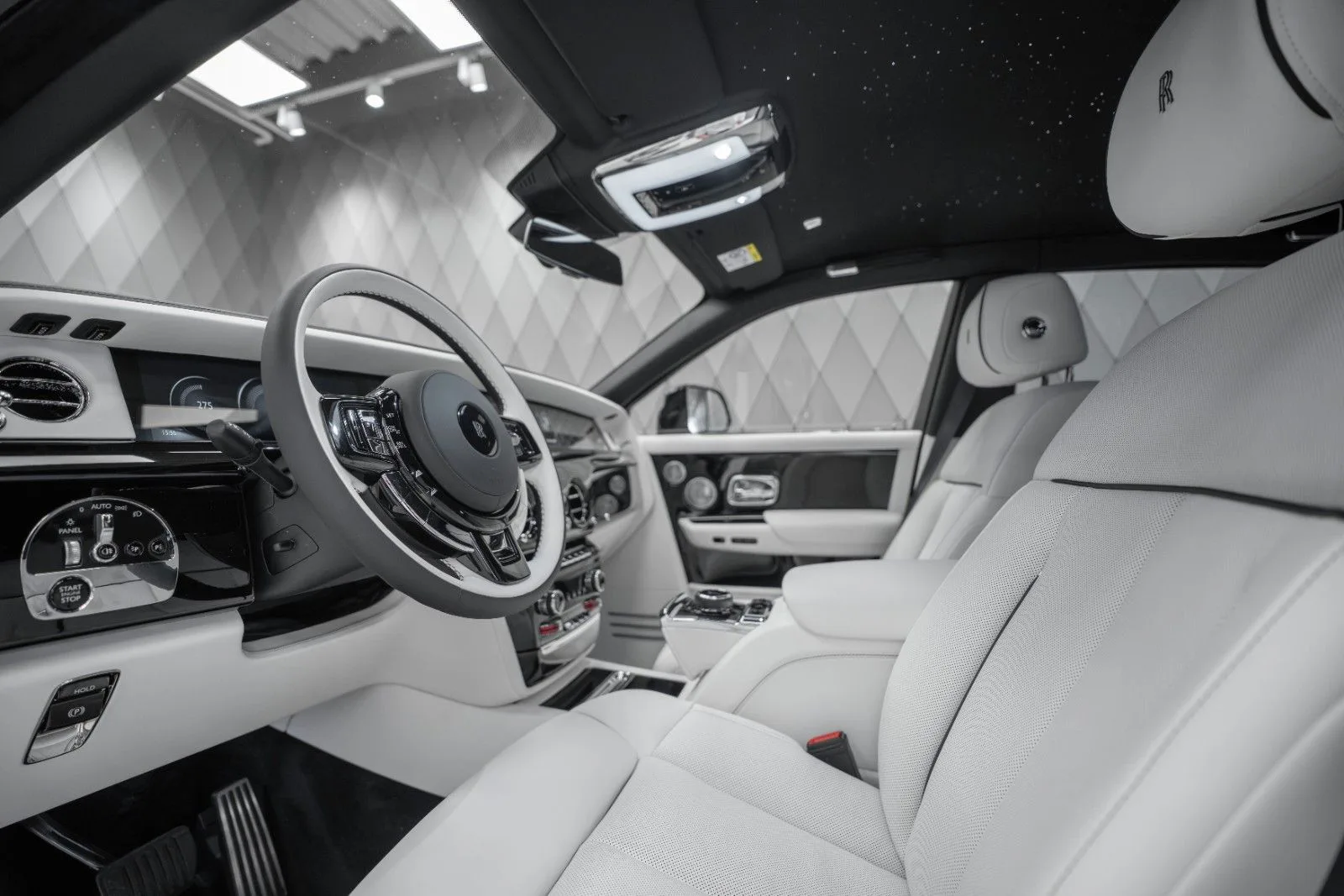 2026 Rolls-Royce Phantom Extended, 14/30