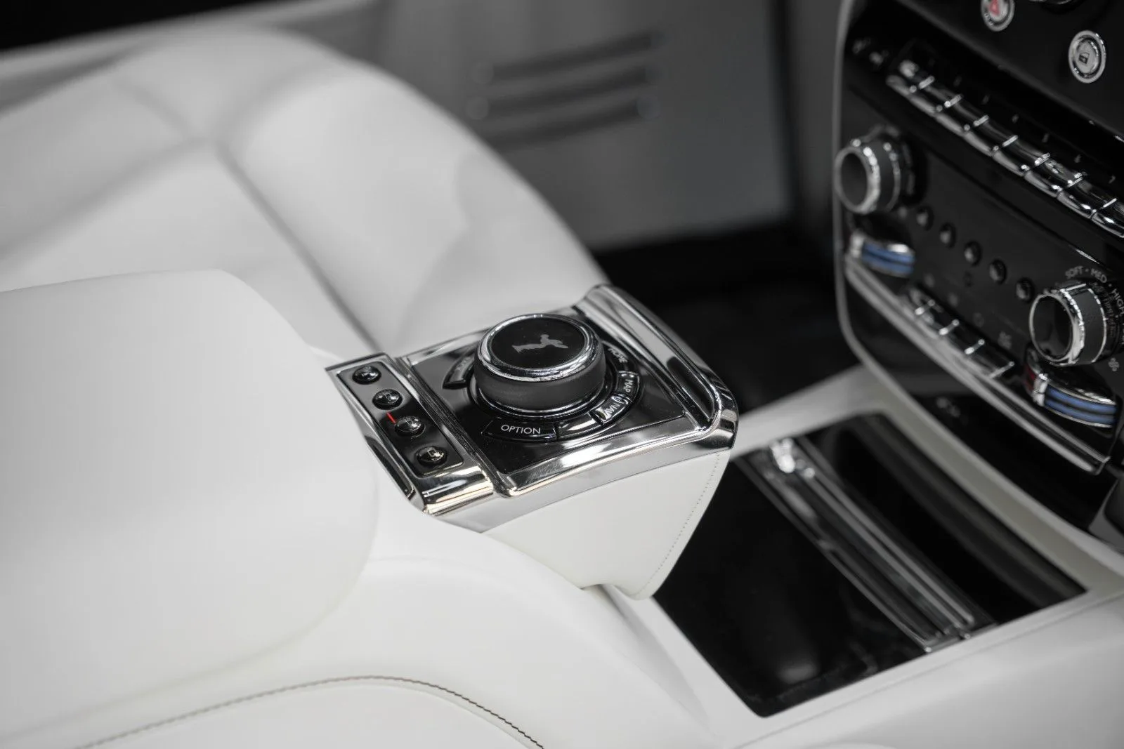 2026 Rolls-Royce Phantom Extended, 25/30