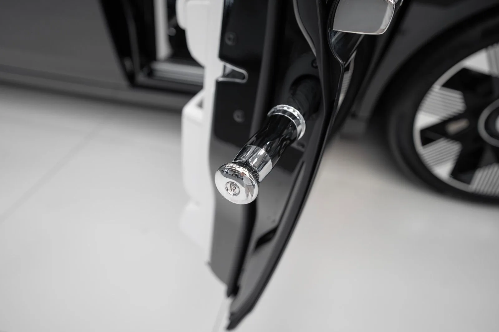 2026 Rolls-Royce Phantom Extended, 30/30