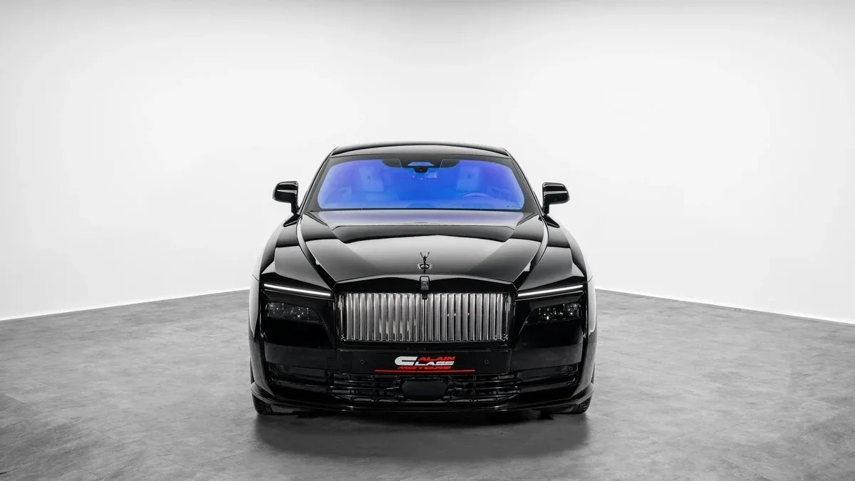 2026 Rolls-Royce Spectre Black Badge angeboten von einem Fachhändler in Dubai, Vereinigte Arabische Emirate, Foto 4 von 25