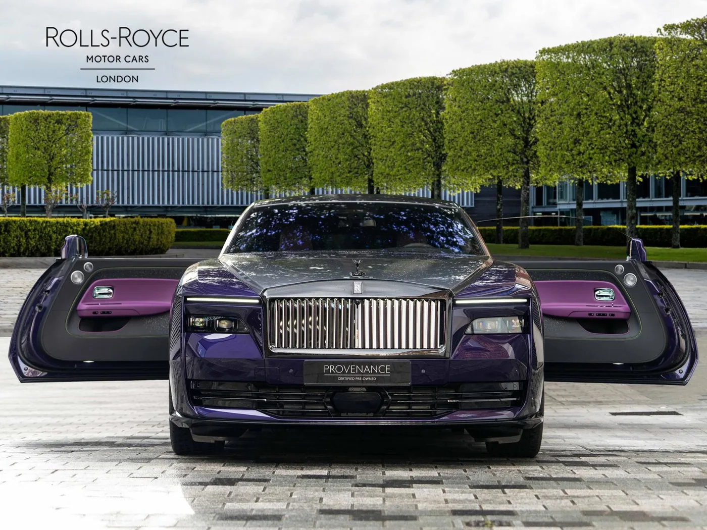 2026 Rolls-Royce Spectre Black Badge angeboten von einer Vertragshändlergruppe in London, Vereinigtes Königreich, Foto 9 von 25