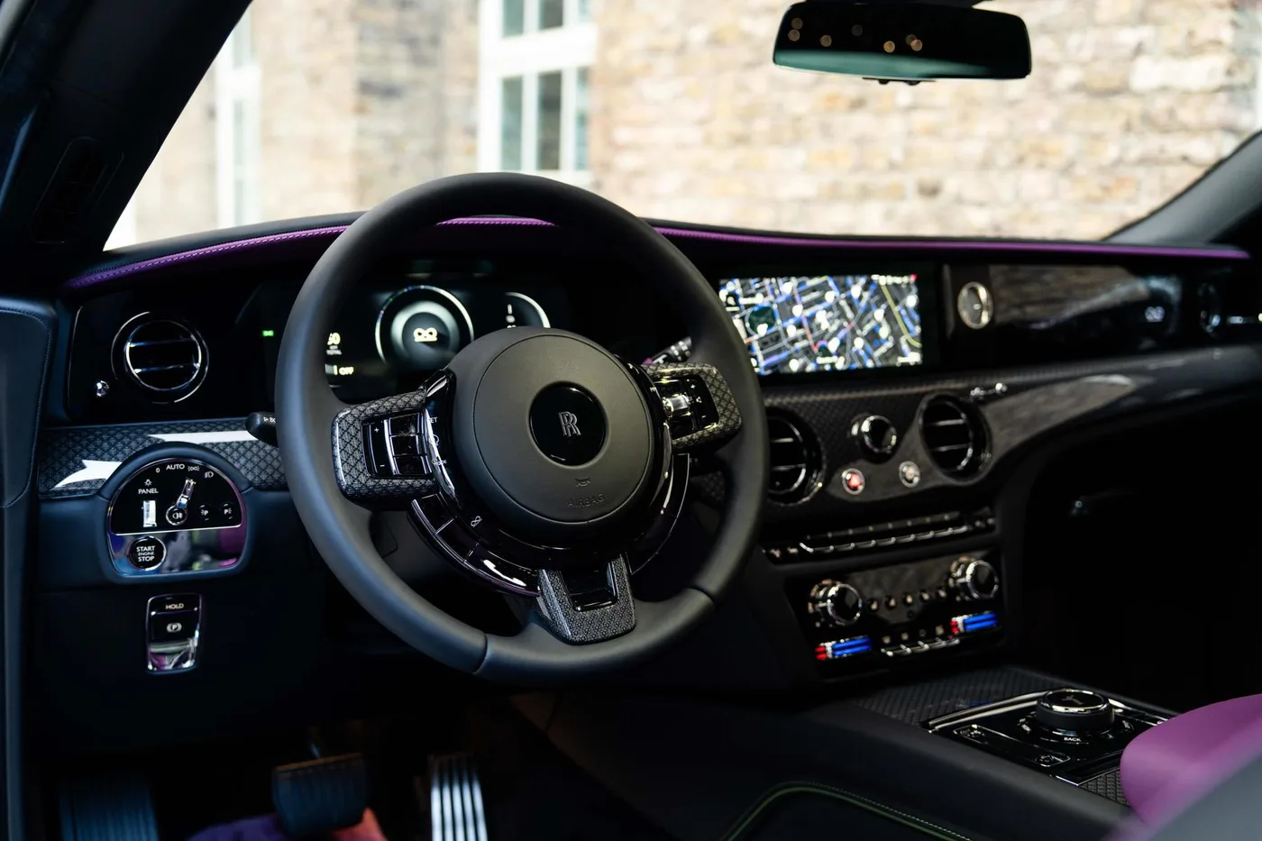 2026 Rolls-Royce Spectre Black Badge angeboten von einer Vertragshändlergruppe in London, Vereinigtes Königreich, Foto 11 von 25