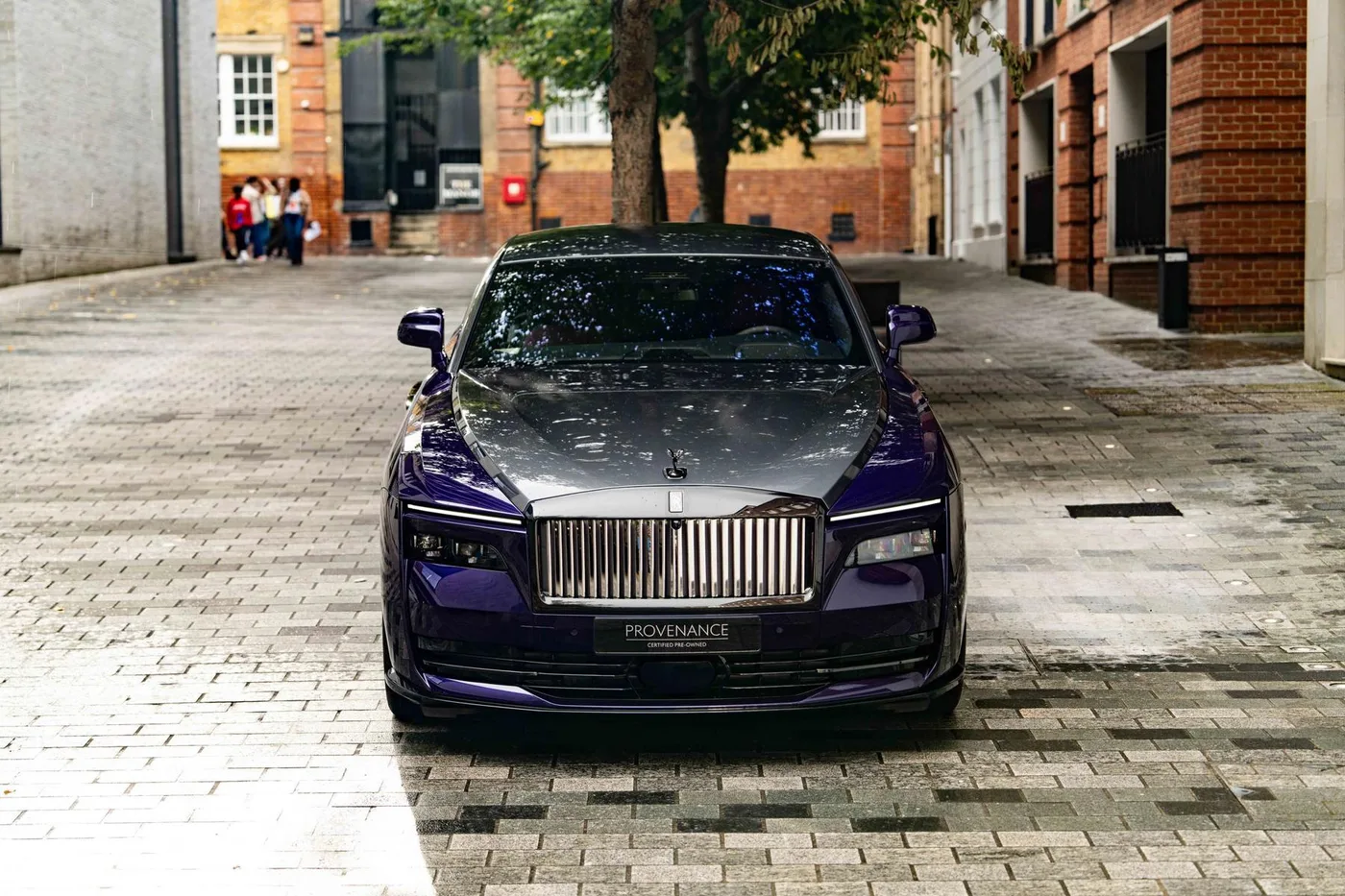 2026 Rolls-Royce Spectre Black Badge angeboten von einer Vertragshändlergruppe in London, Vereinigtes Königreich, Foto 18 von 25