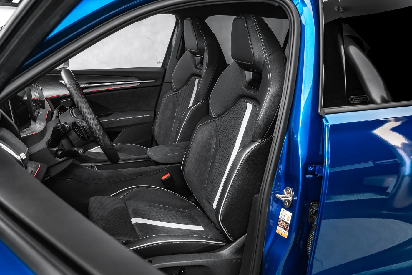 2026 Škoda Kodiaq Sportline 2.0 TDI 4x4 angeboten von einem Fachhändler in Ostrava, Tschechien, Foto 14 von 15