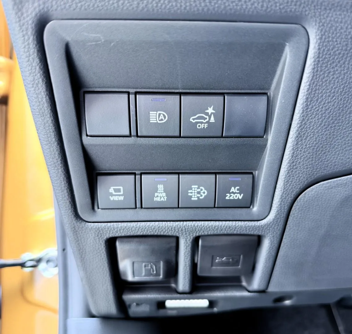 2026 Toyota Hilux Invincible, 16/29