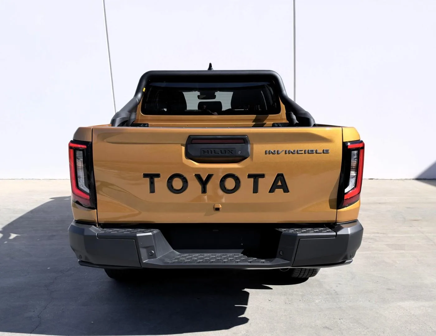 2026 Toyota Hilux Invincible, 28/29