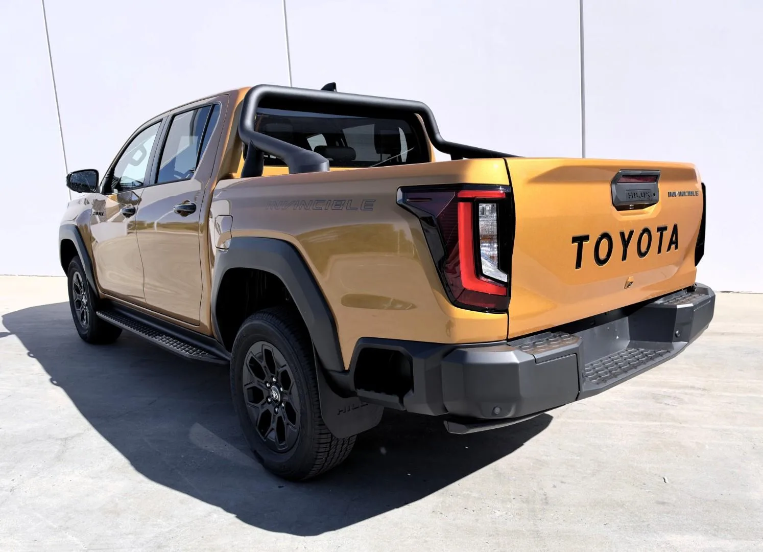 2026 Toyota Hilux Invincible, 29/29