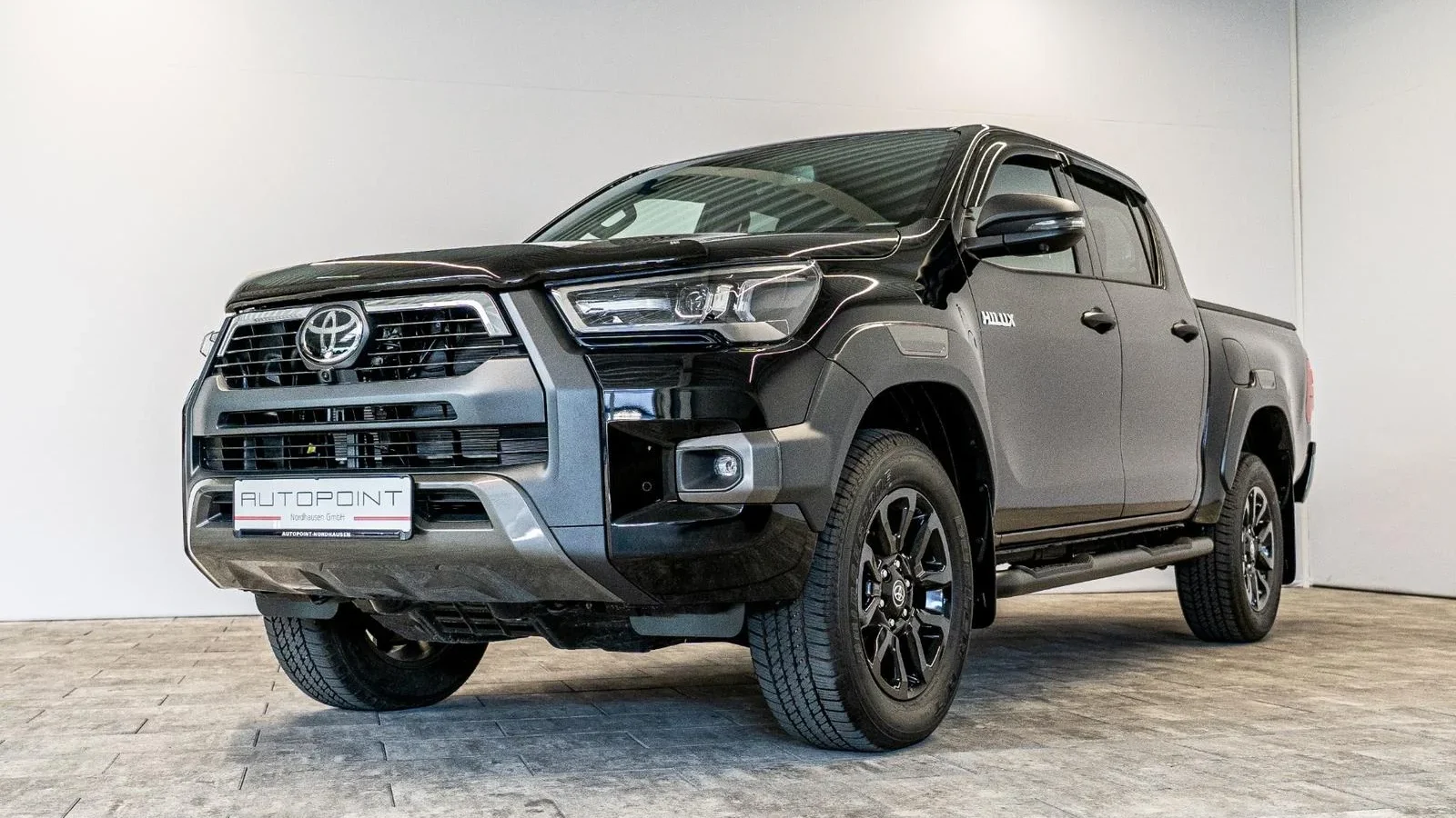 Toyota Hilux Invincible For Sale | €47,798 | Germany | LUSSO