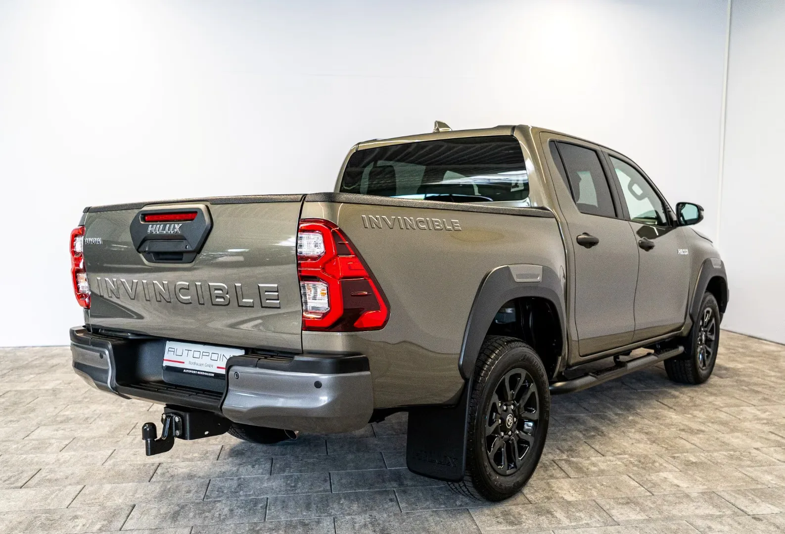2026 Toyota Hilux Invincible, 4/29