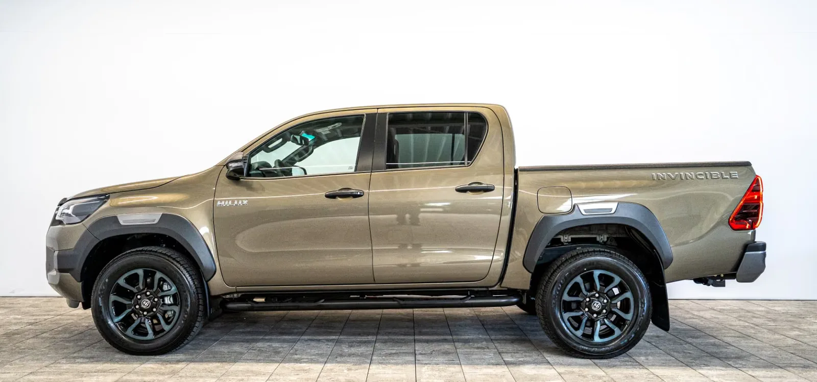 2026 Toyota Hilux Invincible, 7/29