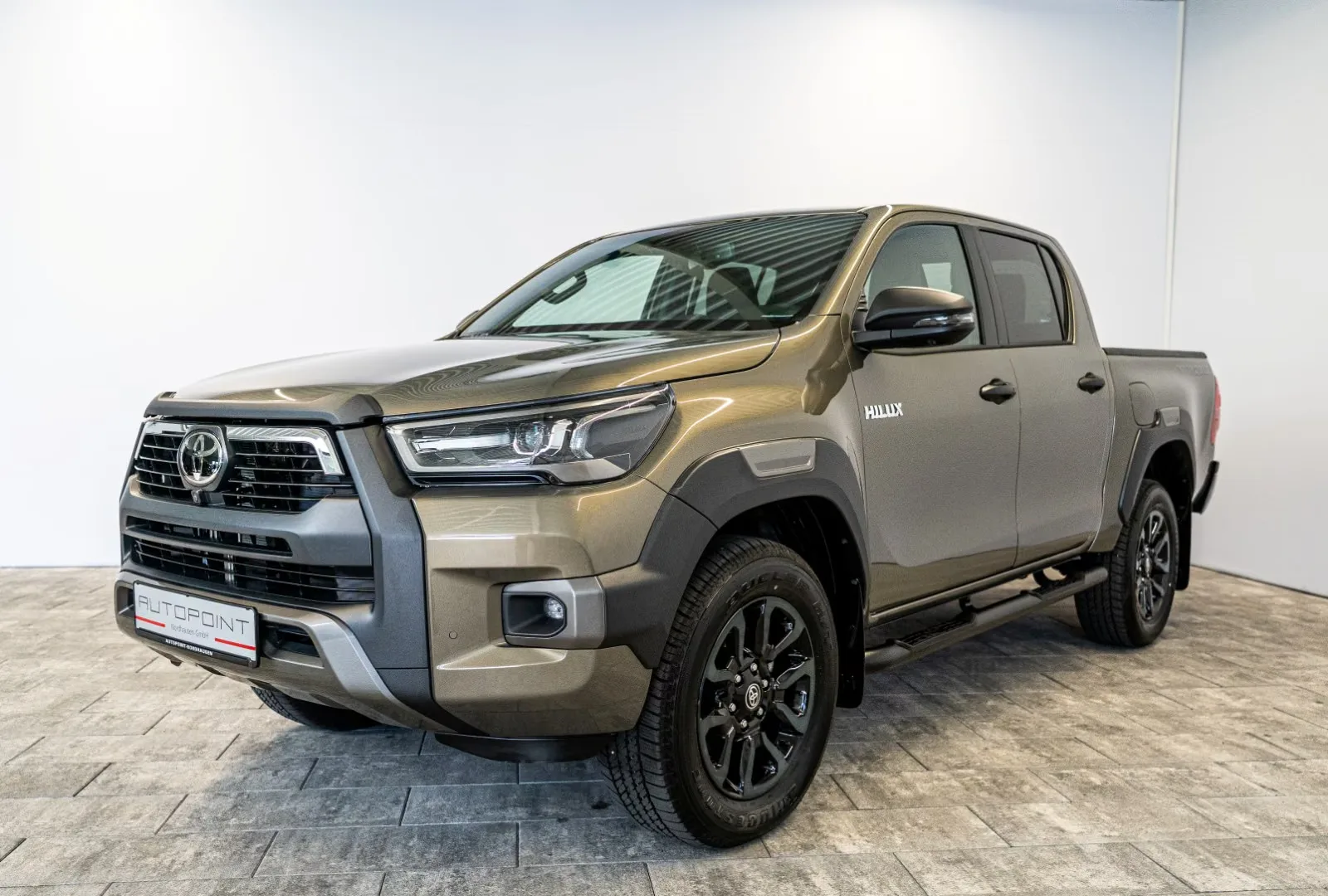 2026 Toyota Hilux Invincible, 9/29