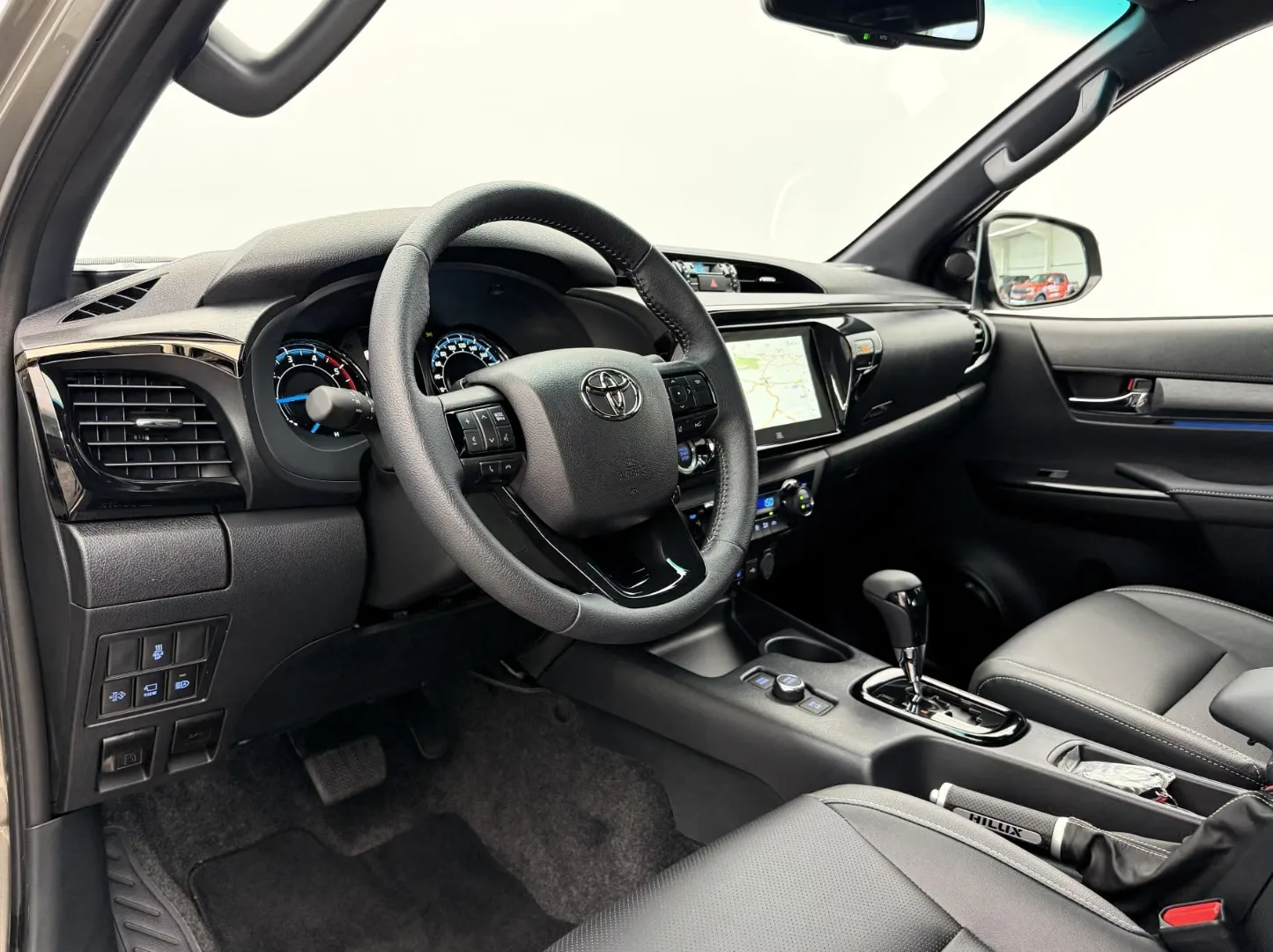 2026 Toyota Hilux Invincible, 11/29