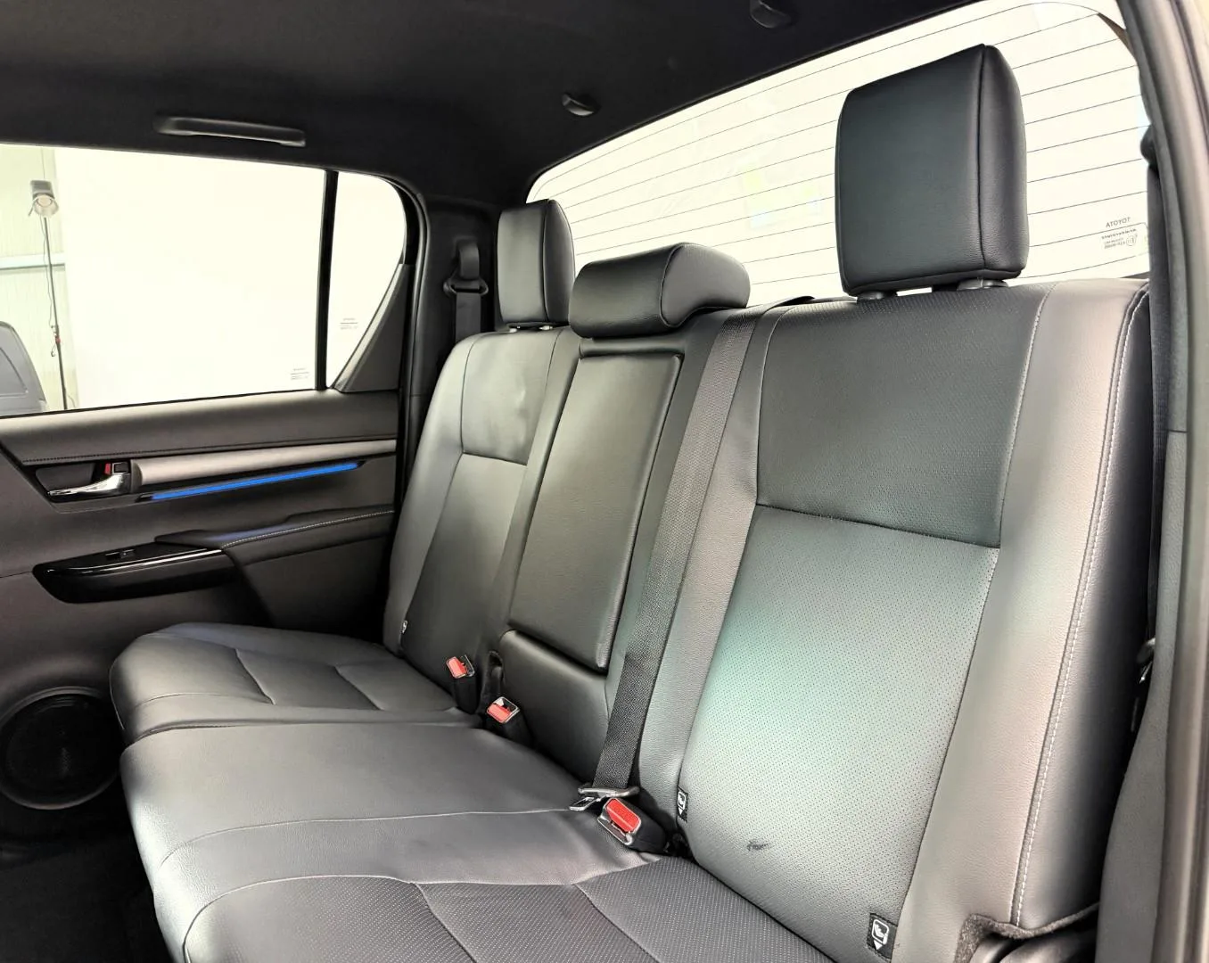 2026 Toyota Hilux Invincible, 23/29