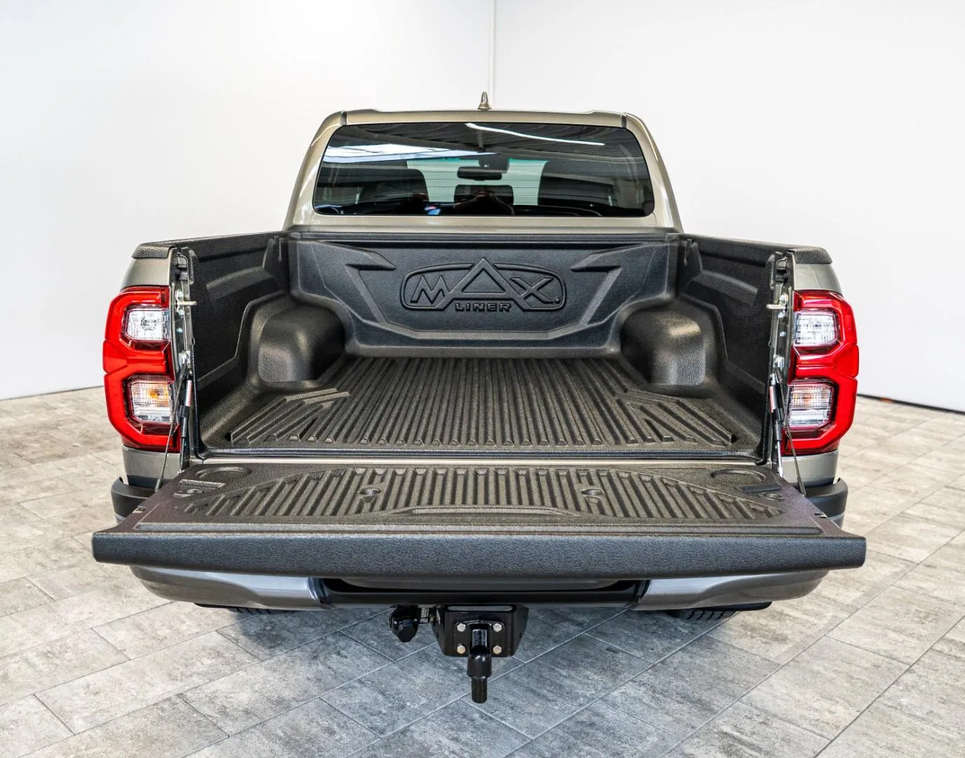 2026 Toyota Hilux Invincible, 27/29