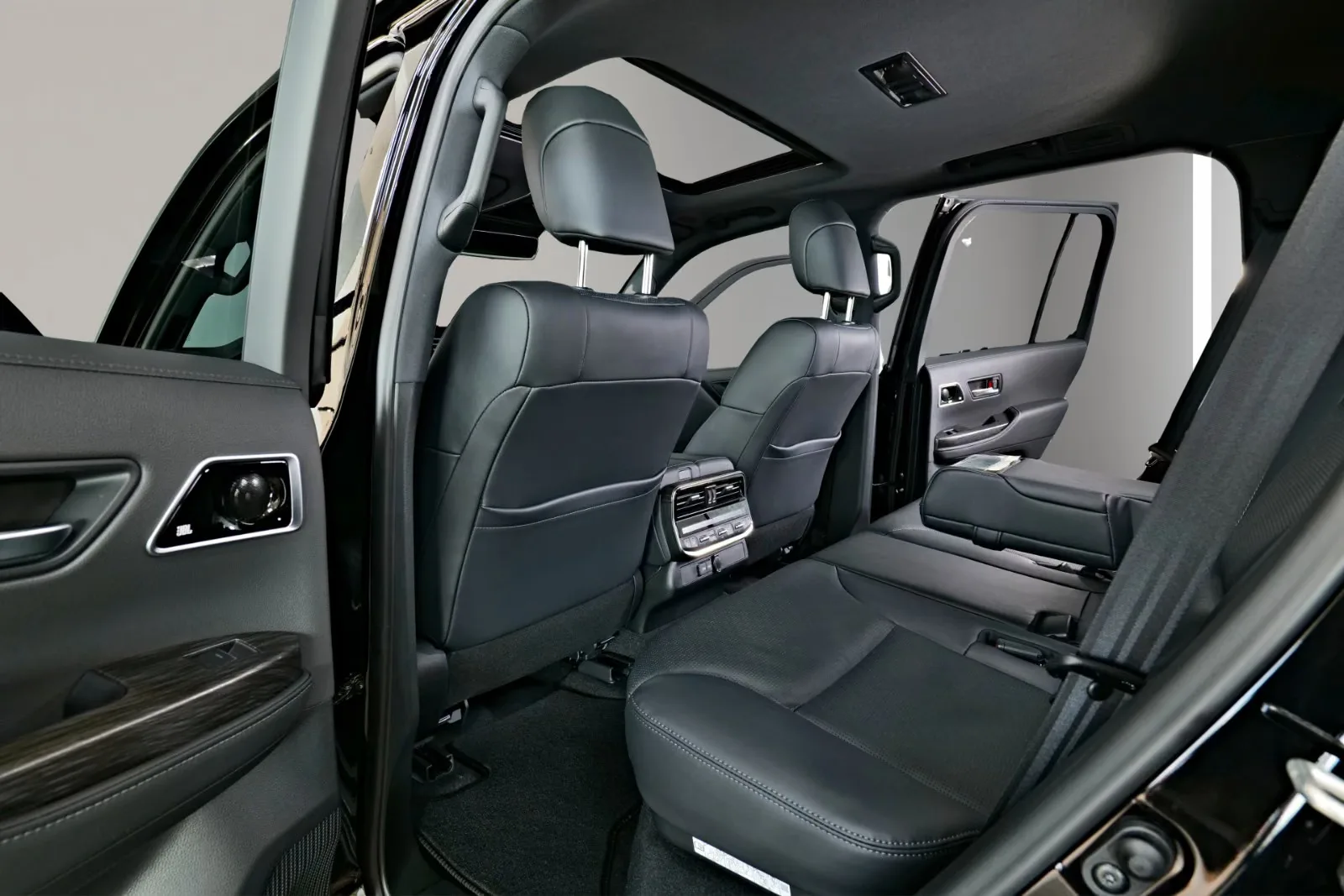 2026 Toyota Land Cruiser 300 Premium, 22/27