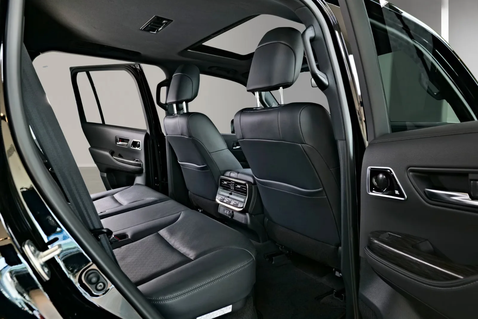2026 Toyota Land Cruiser 300 Premium, 24/27