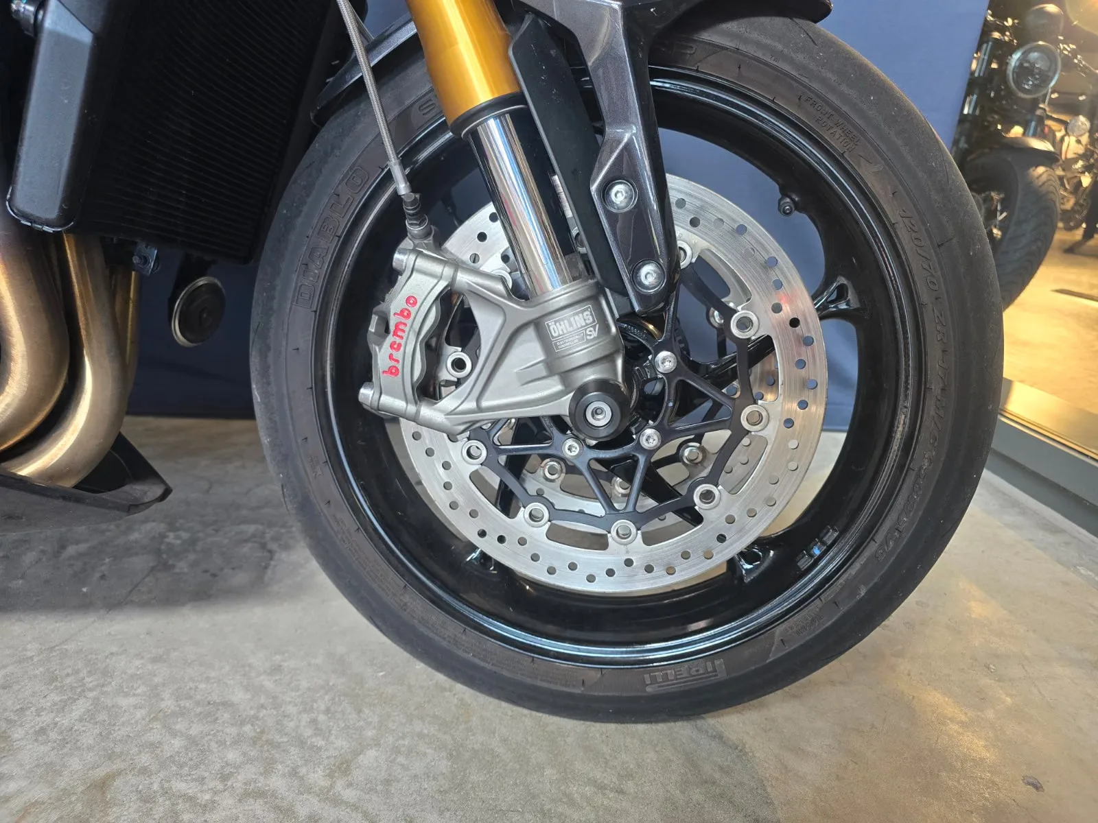 2026 Triumph Speed Triple 1200 RS, 8/12
