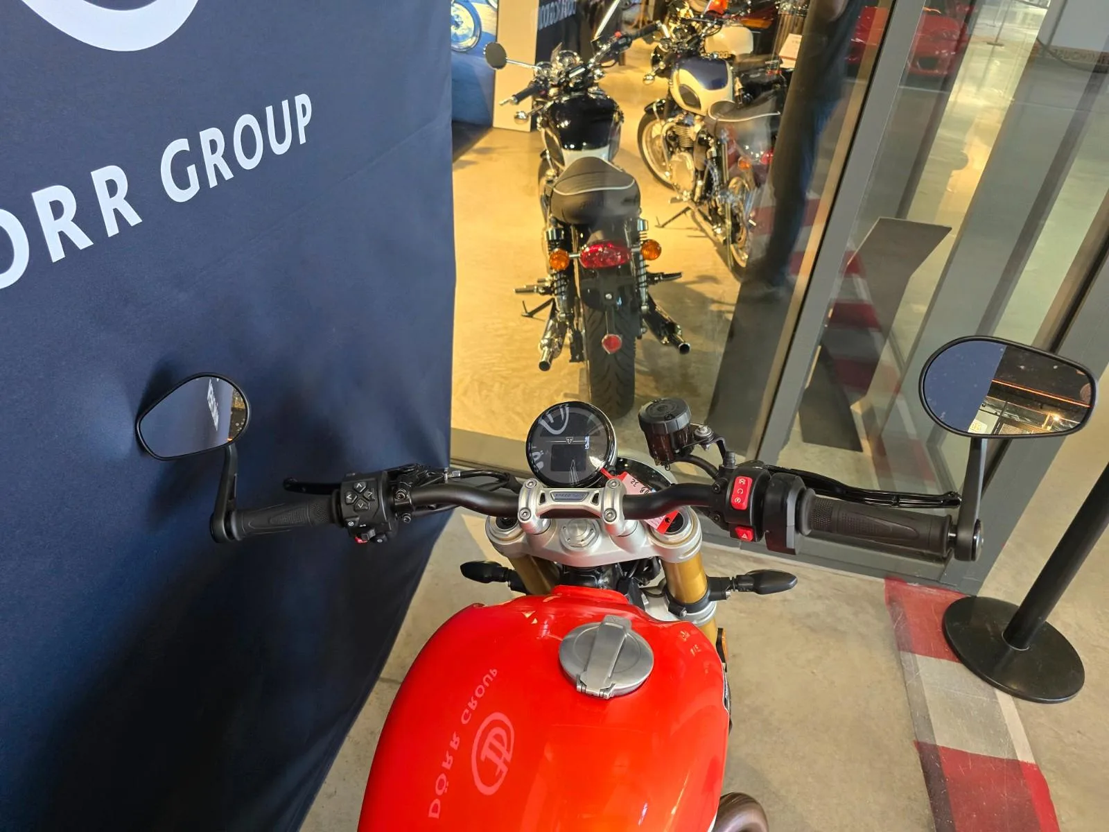 2026 Triumph Speed Twin 1200 RS, 9/10