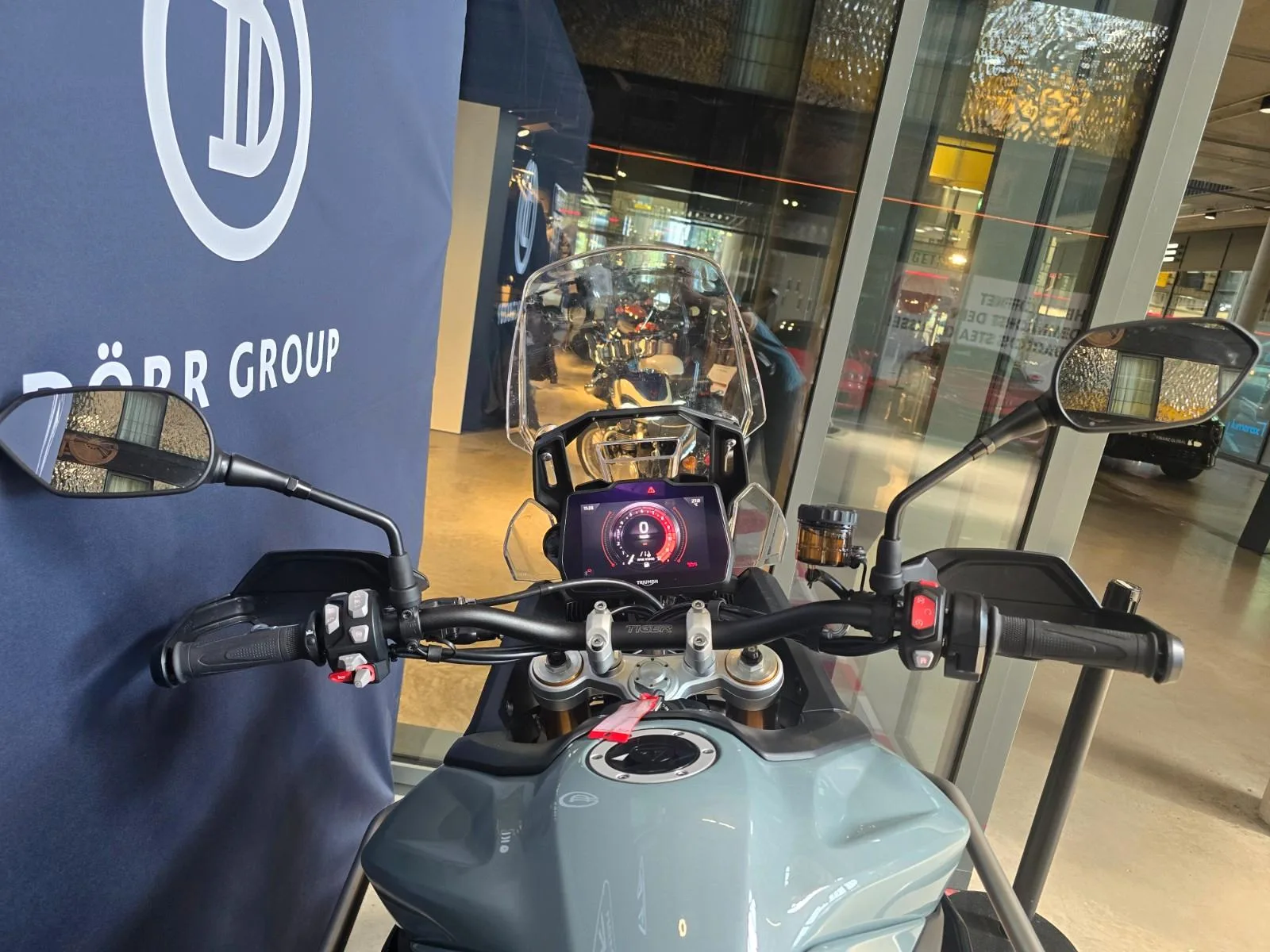2026 Triumph Tiger 900 Desert Edition, 8/11