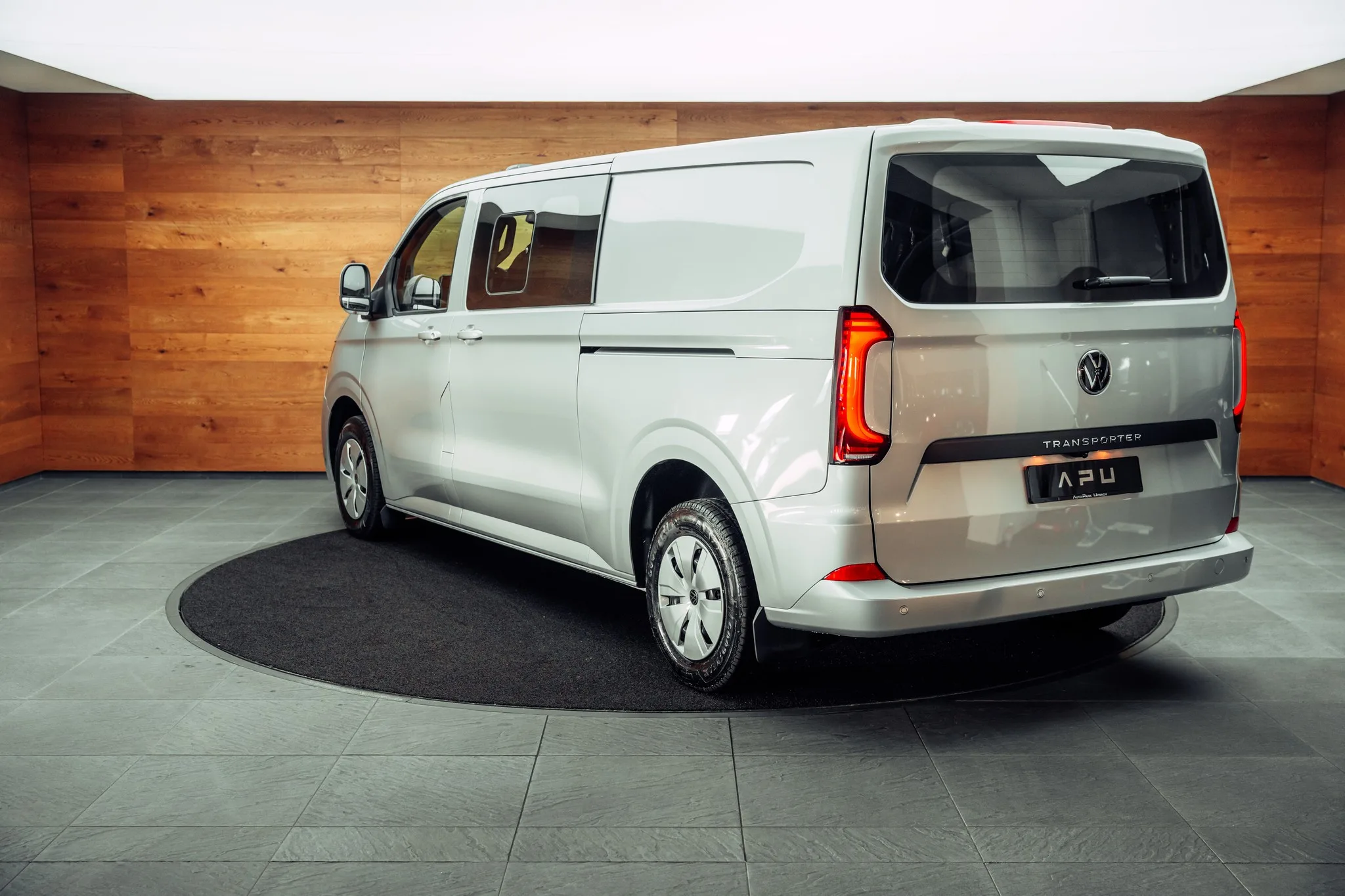 2026 Volkswagen Multivan, 3/18
