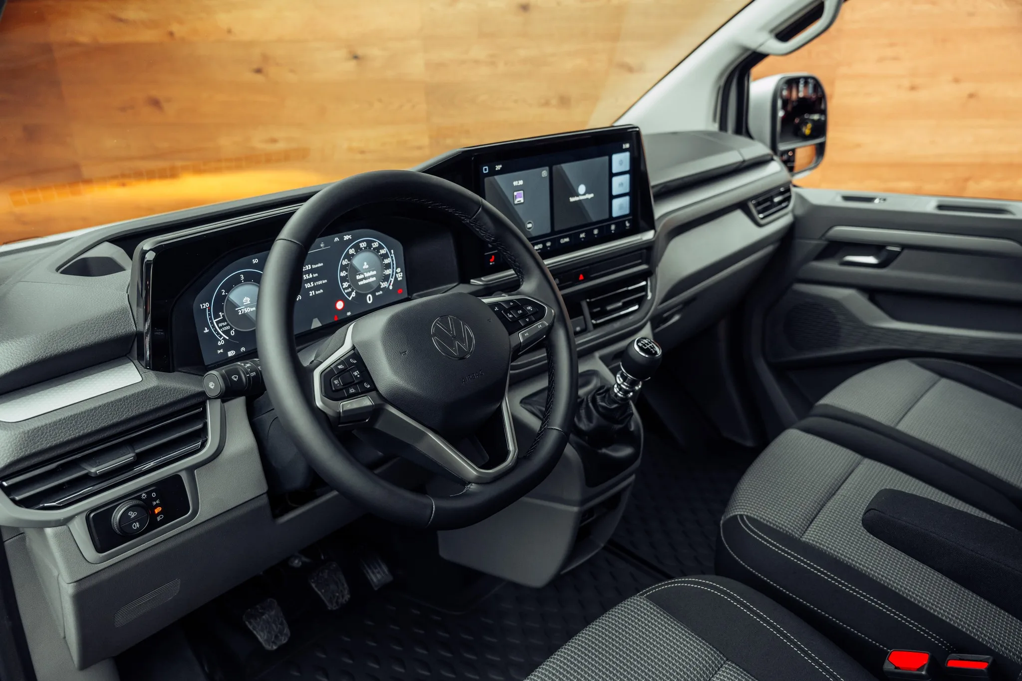 2026 Volkswagen Multivan, 5/18