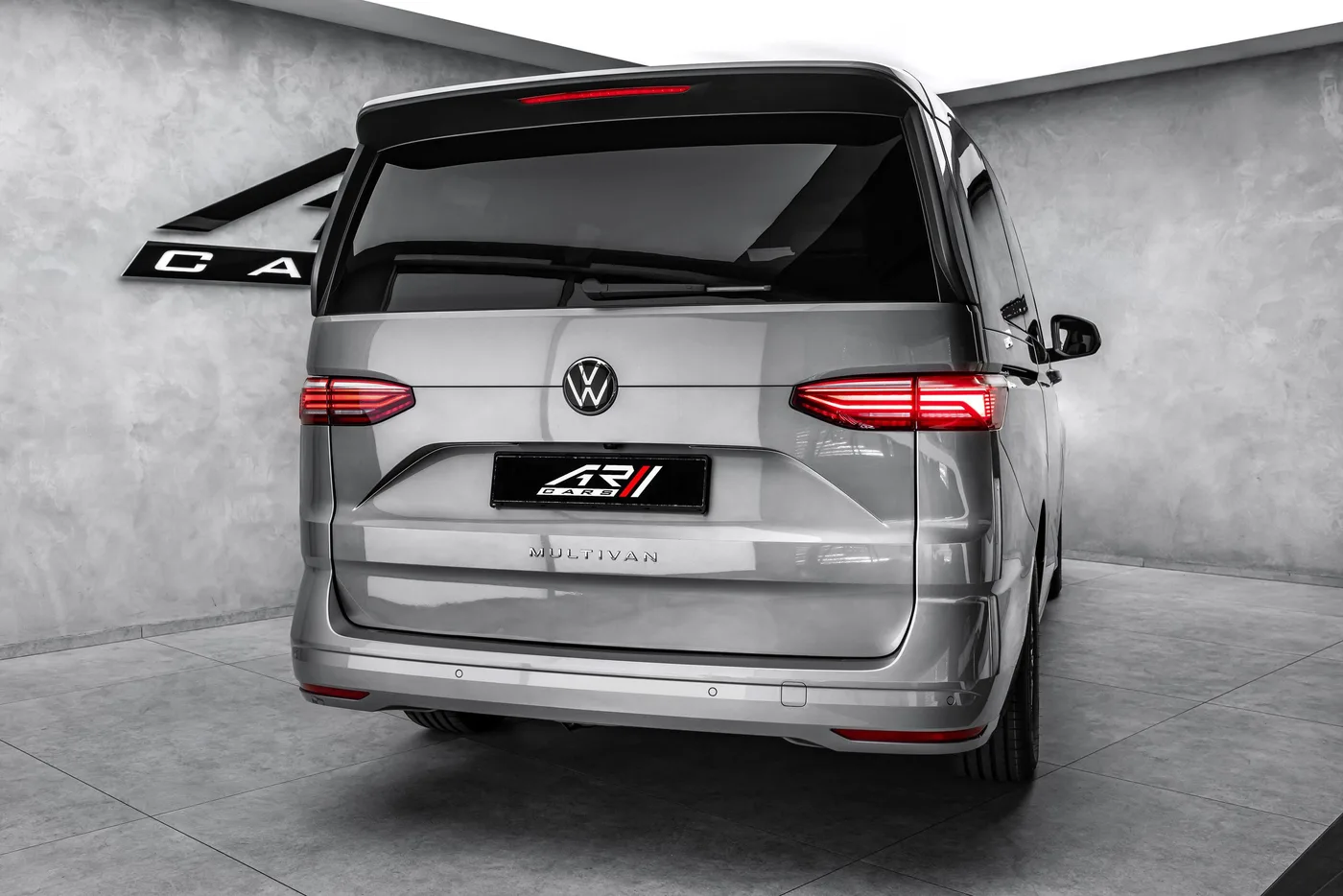 2026 Volkswagen Multivan long, 2.0 TDI DSG angeboten von einem Fachhändler in Ostrava, Tschechien, Foto 6 von 15