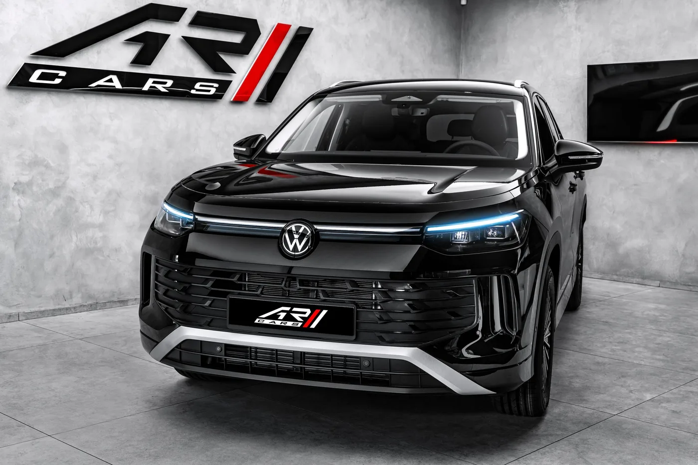 2026 Volkswagen Tayron proposée par un concessionnaire spécialisé à Ostrava, Tchéquie, photo 3 sur 18