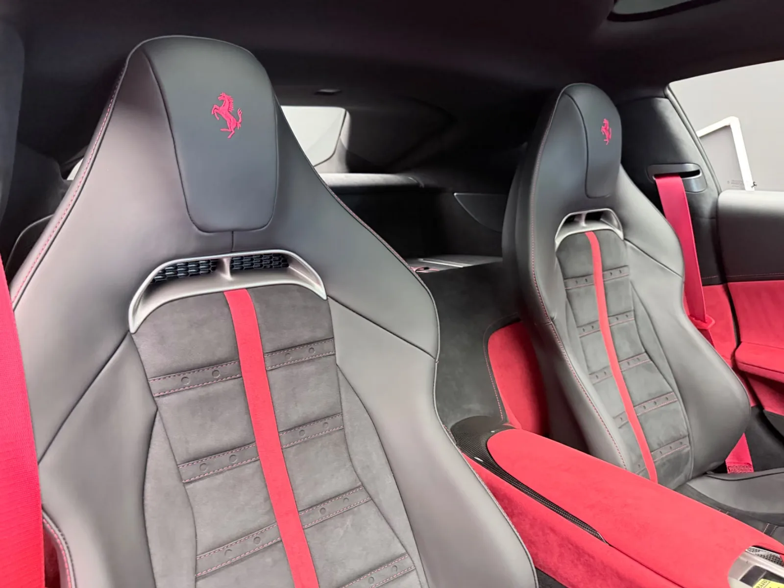 2027 Ferrari 12Cilindri, 20/24