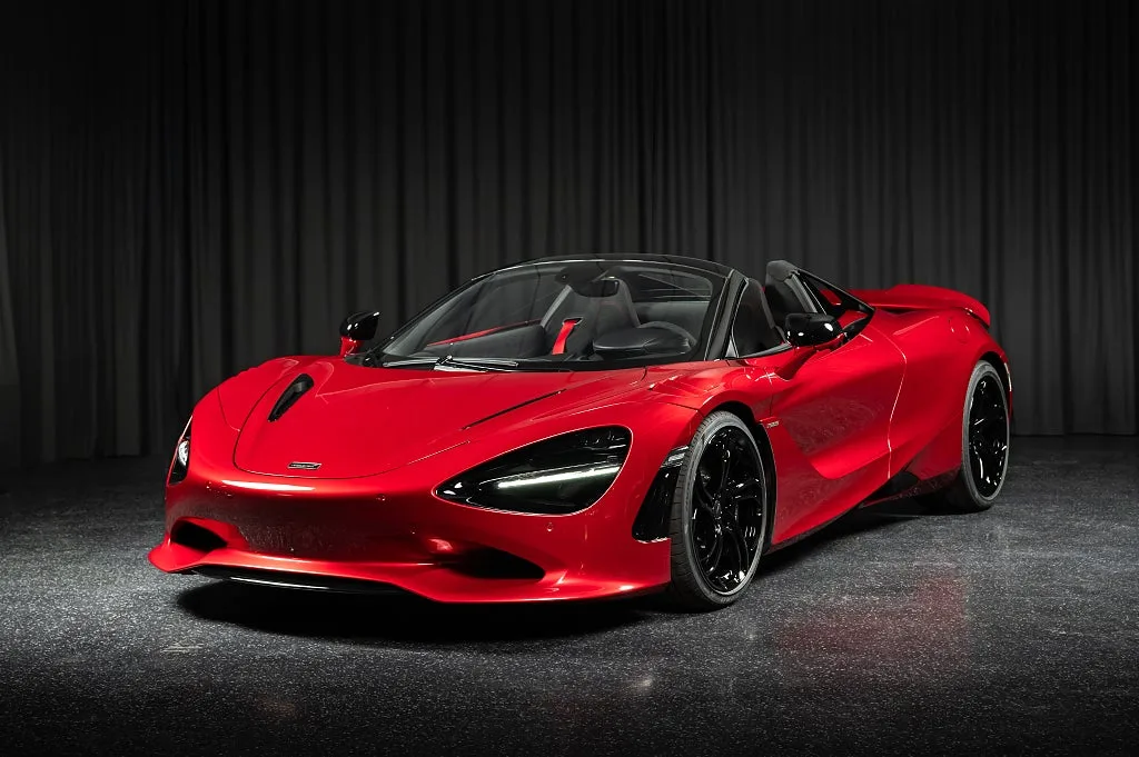 2027 McLaren 750S offered by an authorised dealer in Järfälla, Sweden, main photo