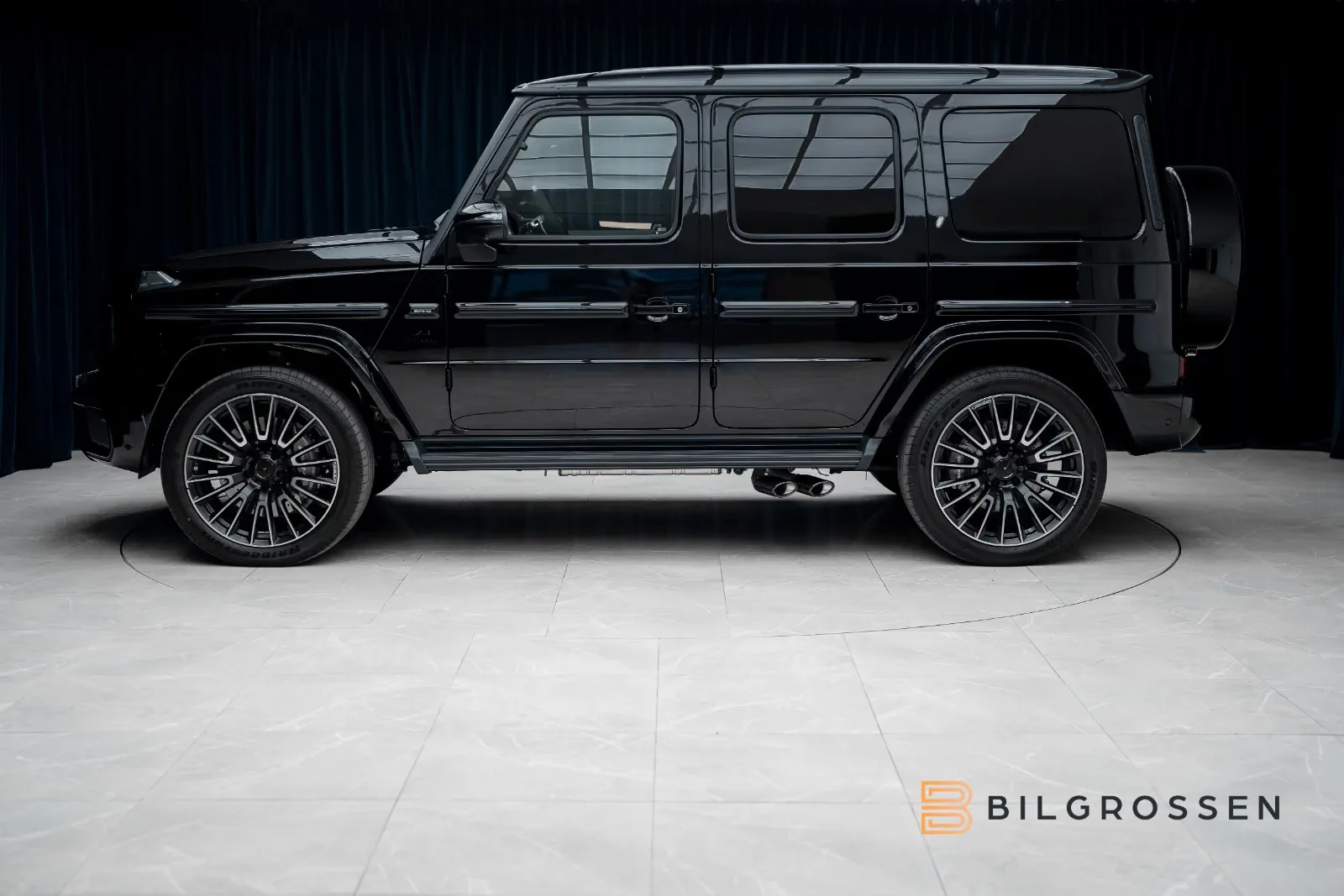 2027 Mercedes-AMG G 63 Superior Line, 2/28
