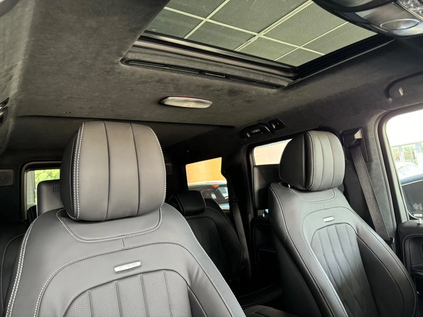 2027 Mercedes-AMG G 63 Superior Line, 15/30