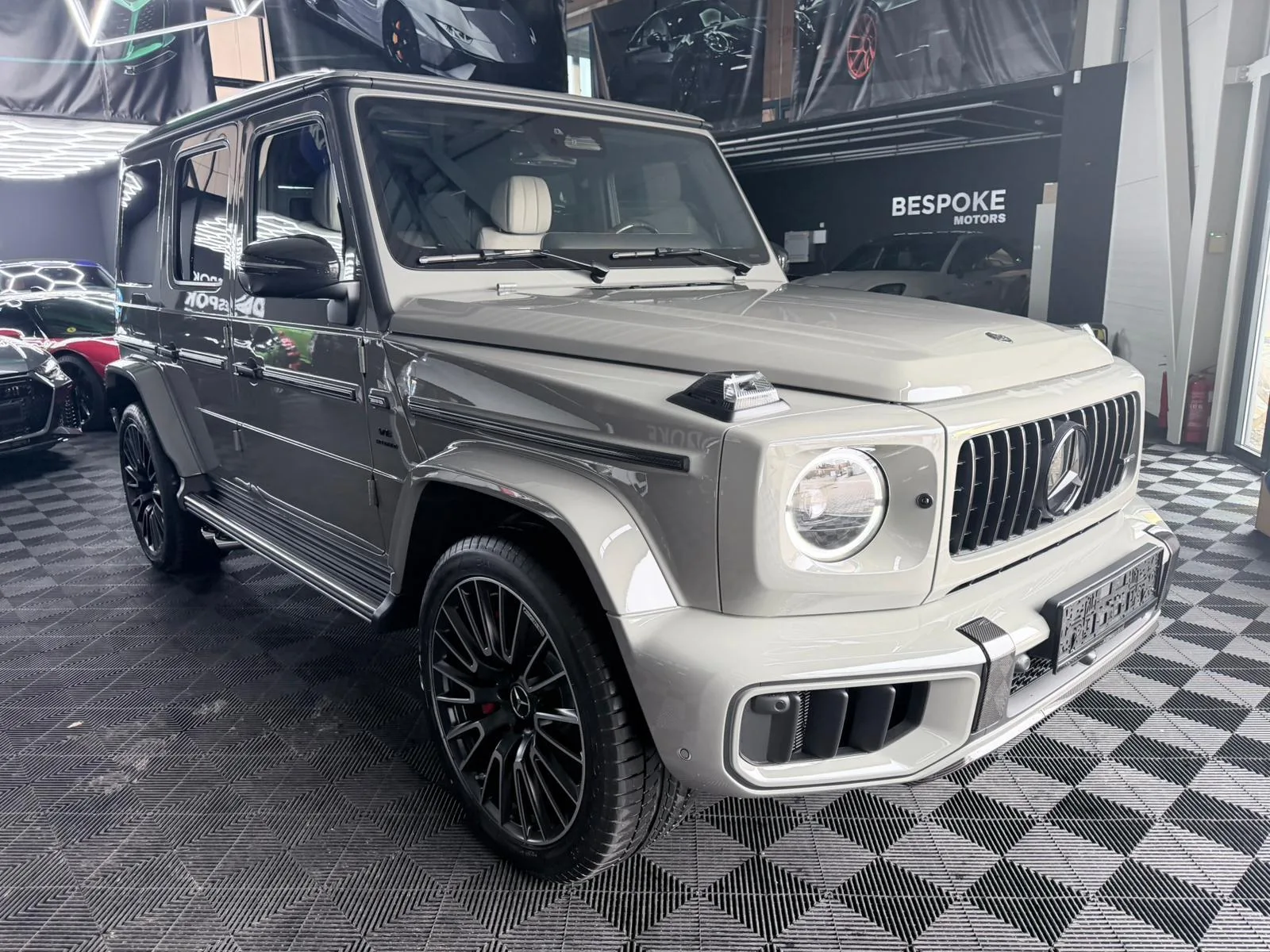 2027 Mercedes-AMG G 63 Superior Line, 7/26