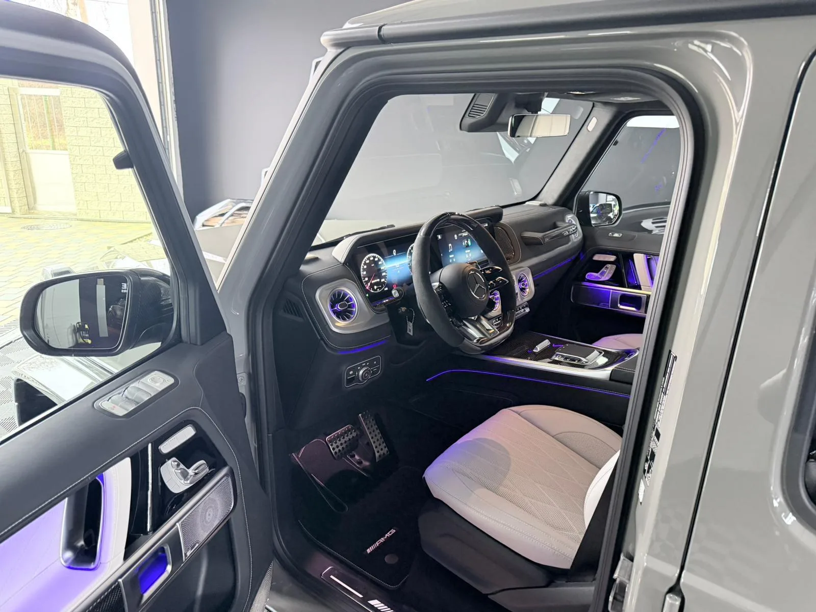 2027 Mercedes-AMG G 63 Superior Line, 10/26