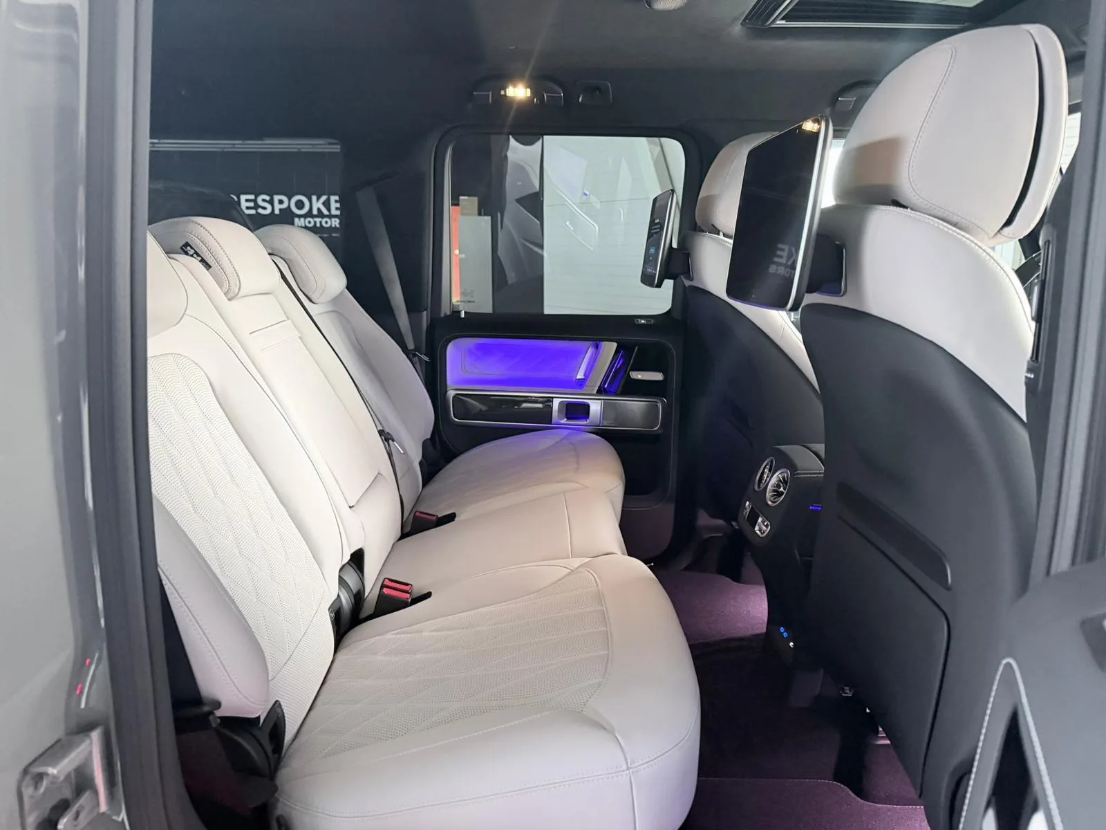 2027 Mercedes-AMG G 63 Superior Line, 19/26