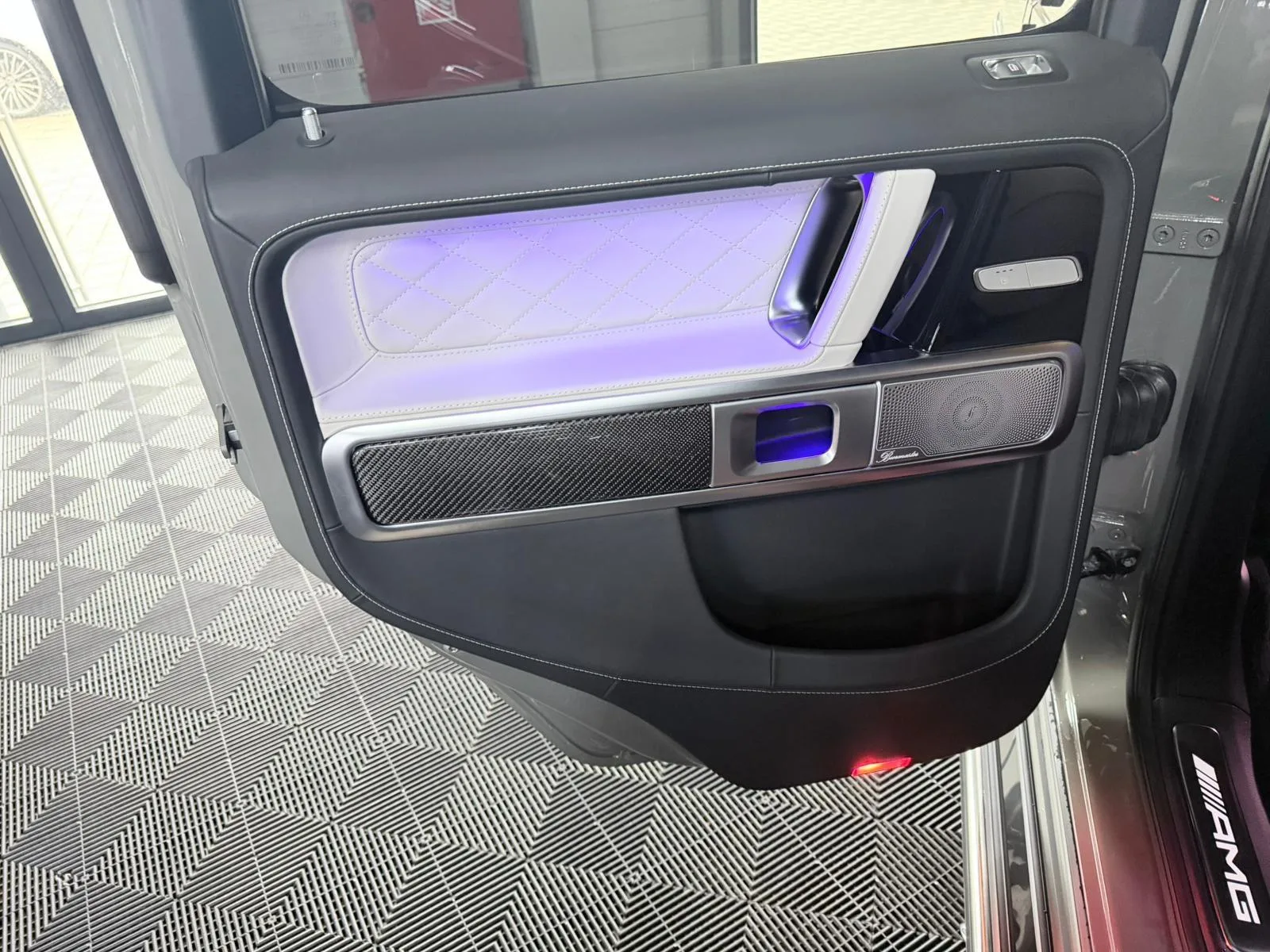 2027 Mercedes-AMG G 63 Superior Line, 22/26