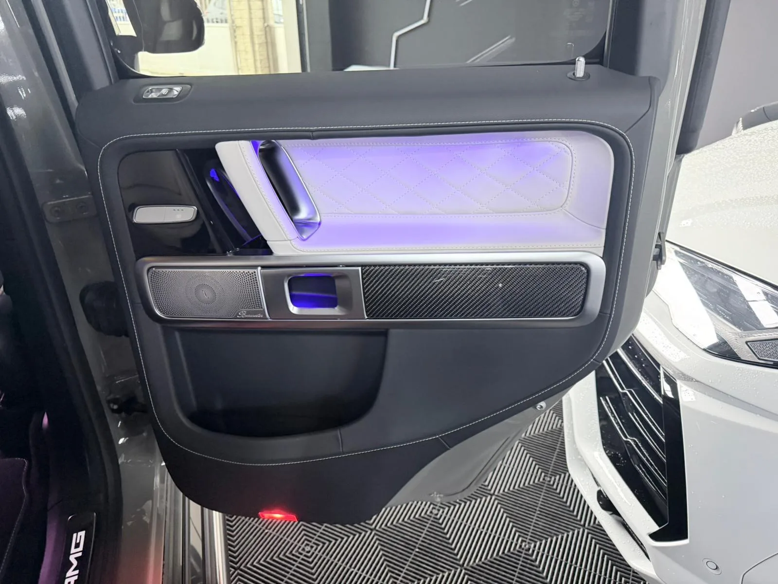 2027 Mercedes-AMG G 63 Superior Line, 23/26