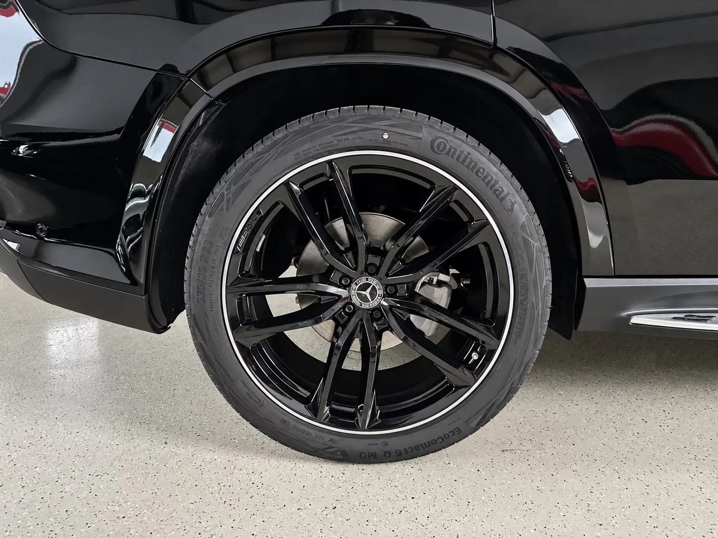 2027 Mercedes-Benz GLS 450 d 4MATIC AMG Line Plus, 9/26