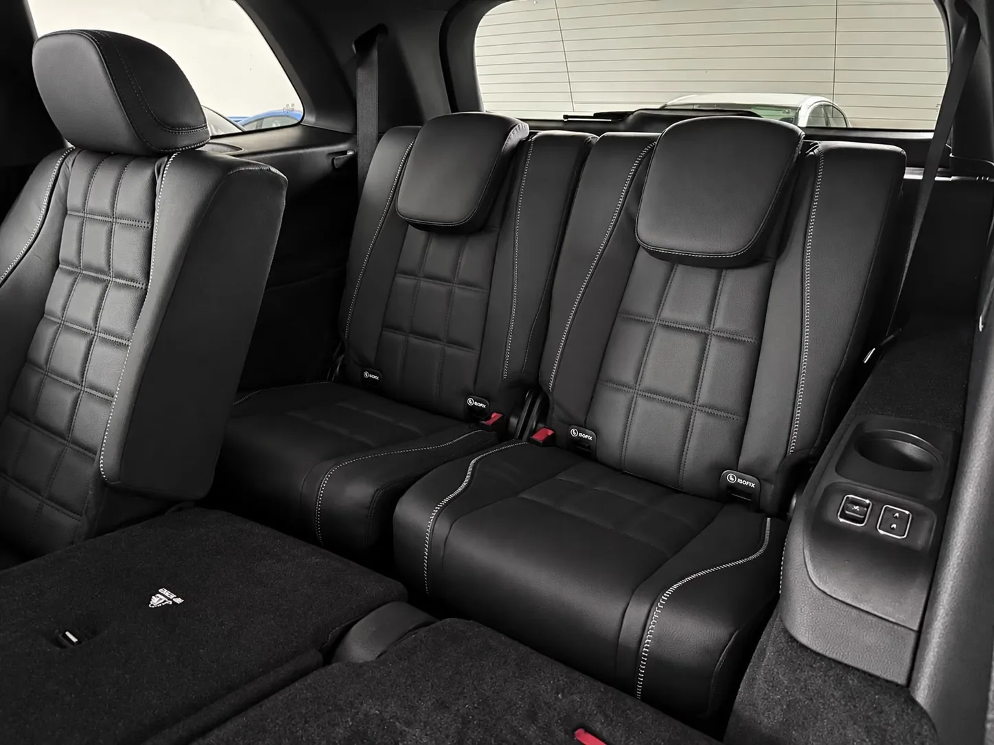 2027 Mercedes-Benz GLS 450 d 4MATIC AMG Line Plus, 22/26
