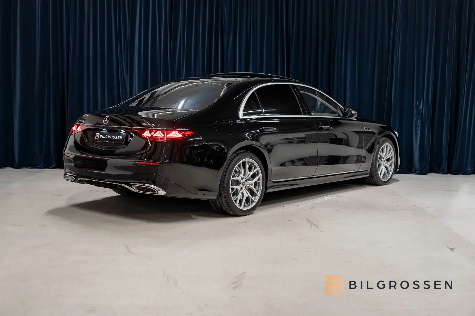 2027 Mercedes-Benz S 580 e 4MATIC Long, 5/26