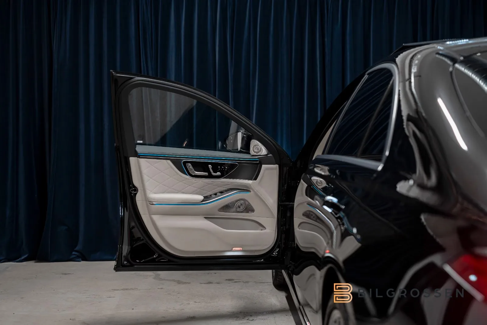 2027 Mercedes-Benz S 580 e 4MATIC Long, 14/26