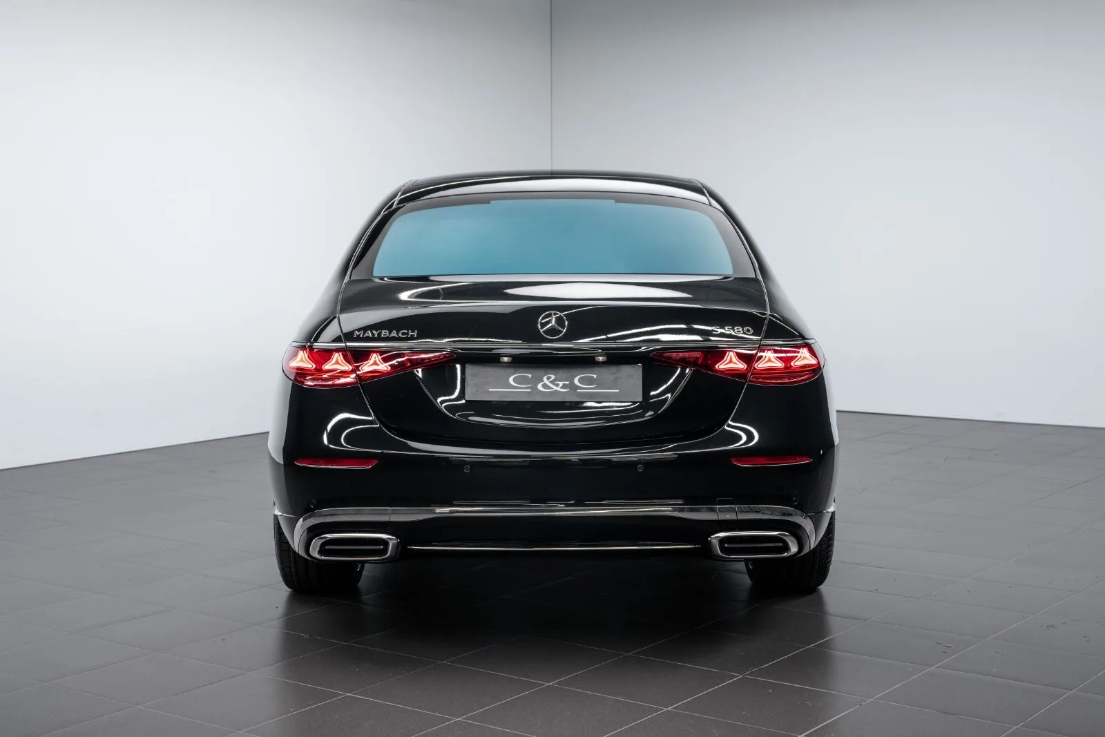 2027 Mercedes-Maybach S 580, 4/22