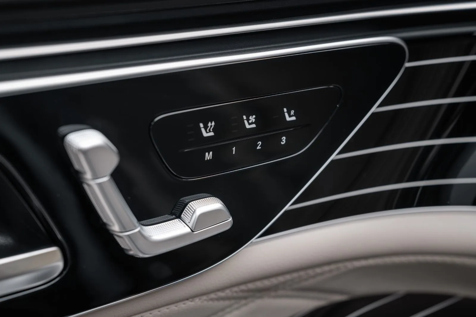 2027 Mercedes-Maybach S 580, 13/22