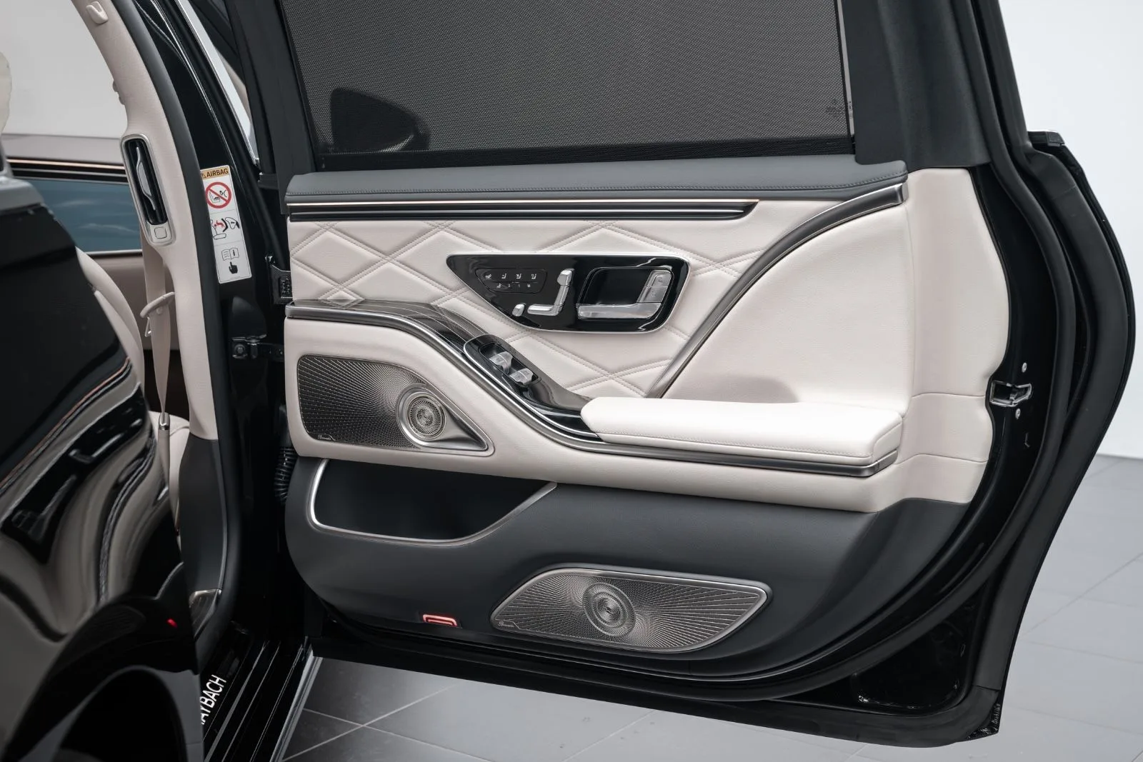 2027 Mercedes-Maybach S 580, 19/22