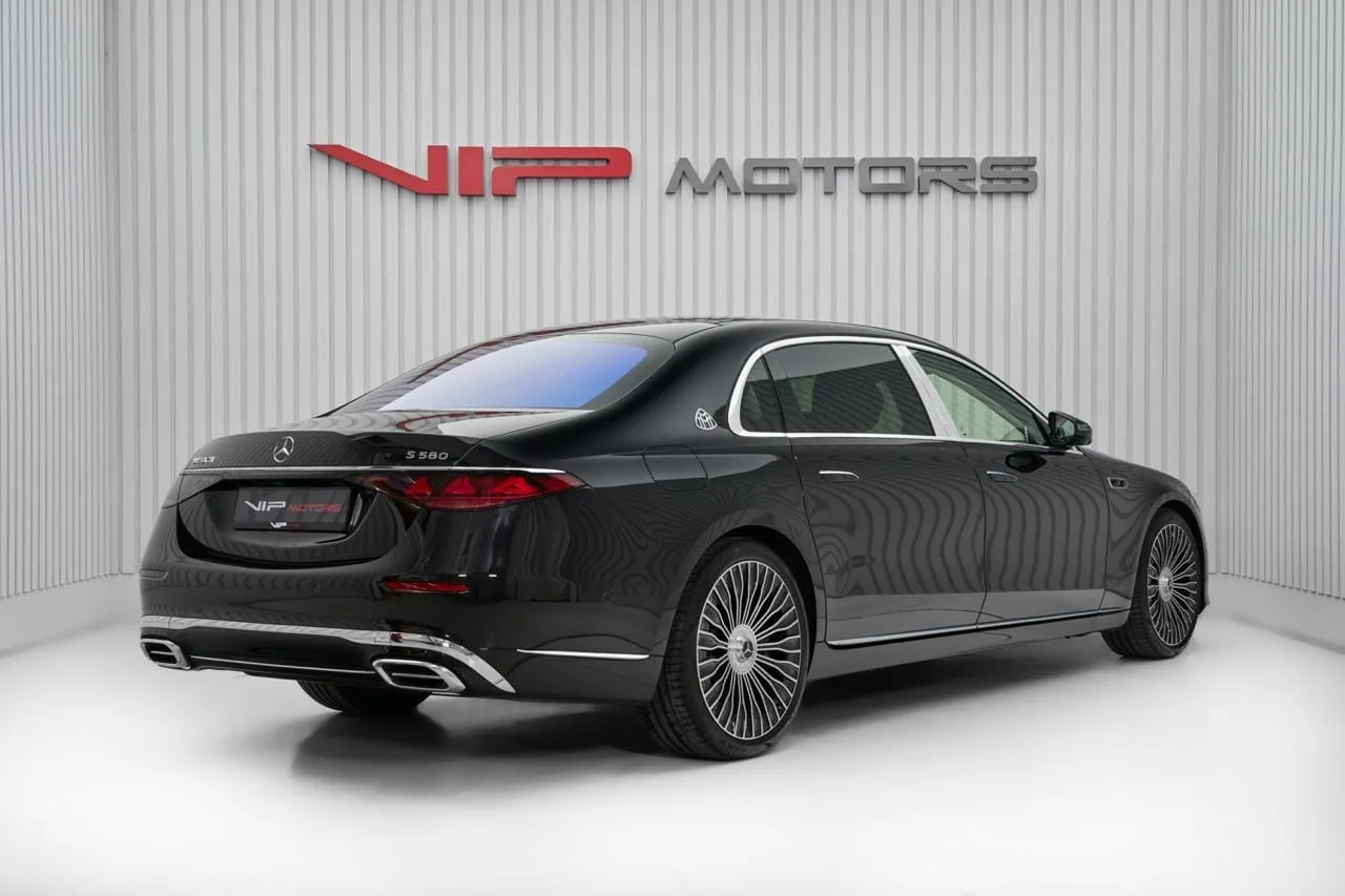 2027 Mercedes-Maybach S 580, 4/12