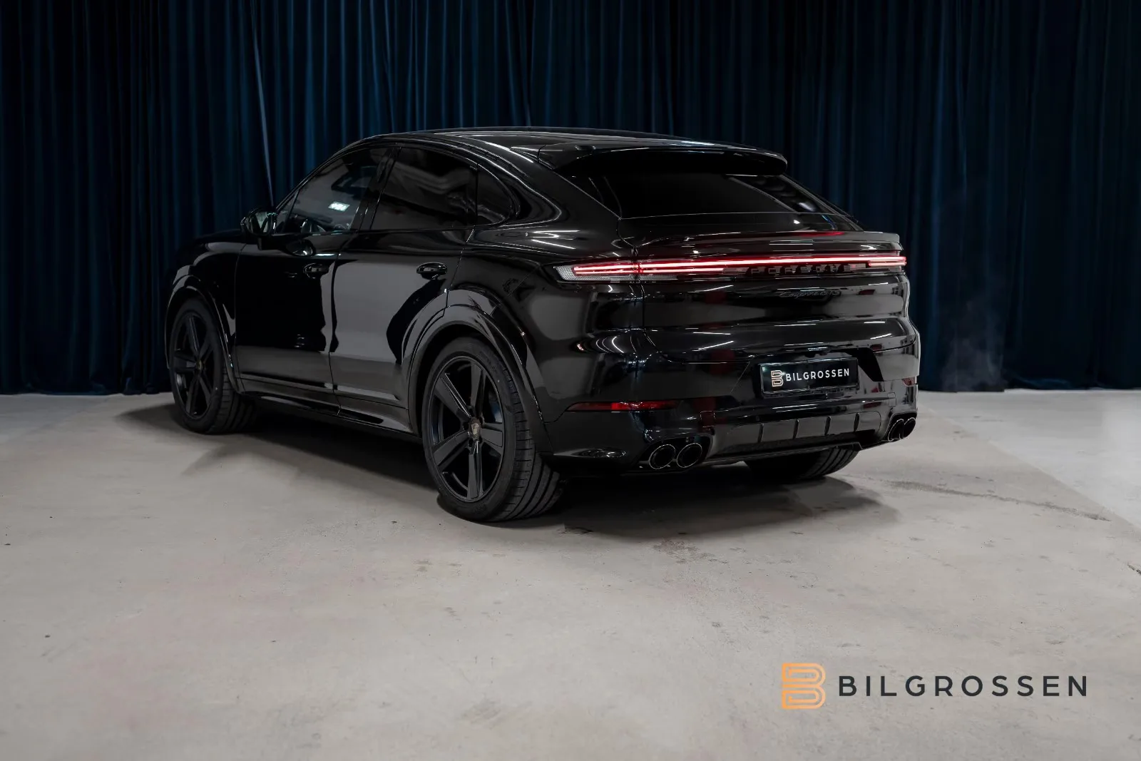 2027 Porsche Cayenne GTS Coupé, 3/21