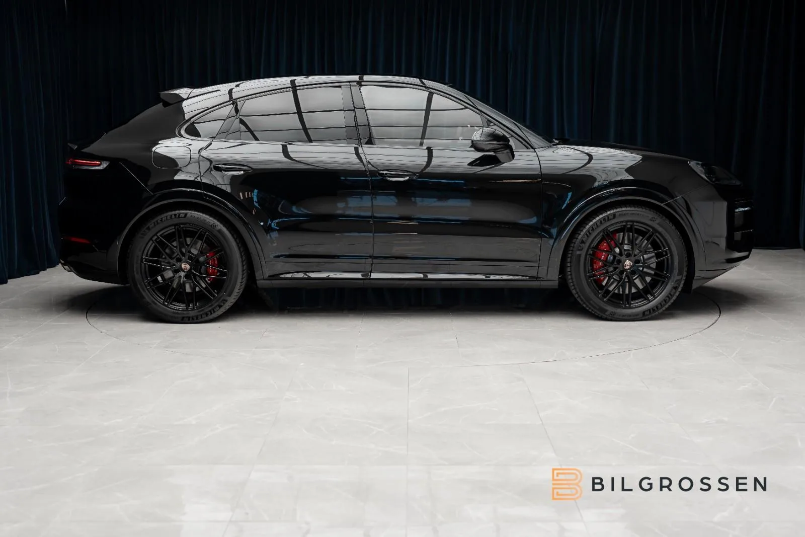 2027 Porsche Cayenne GTS Coupé, 6/24