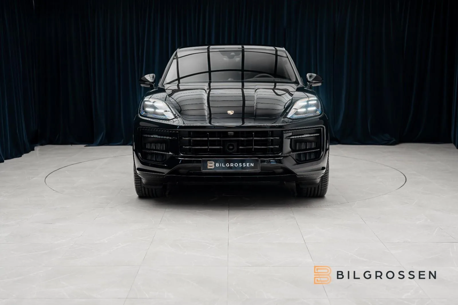 2027 Porsche Cayenne GTS Coupé, 8/24