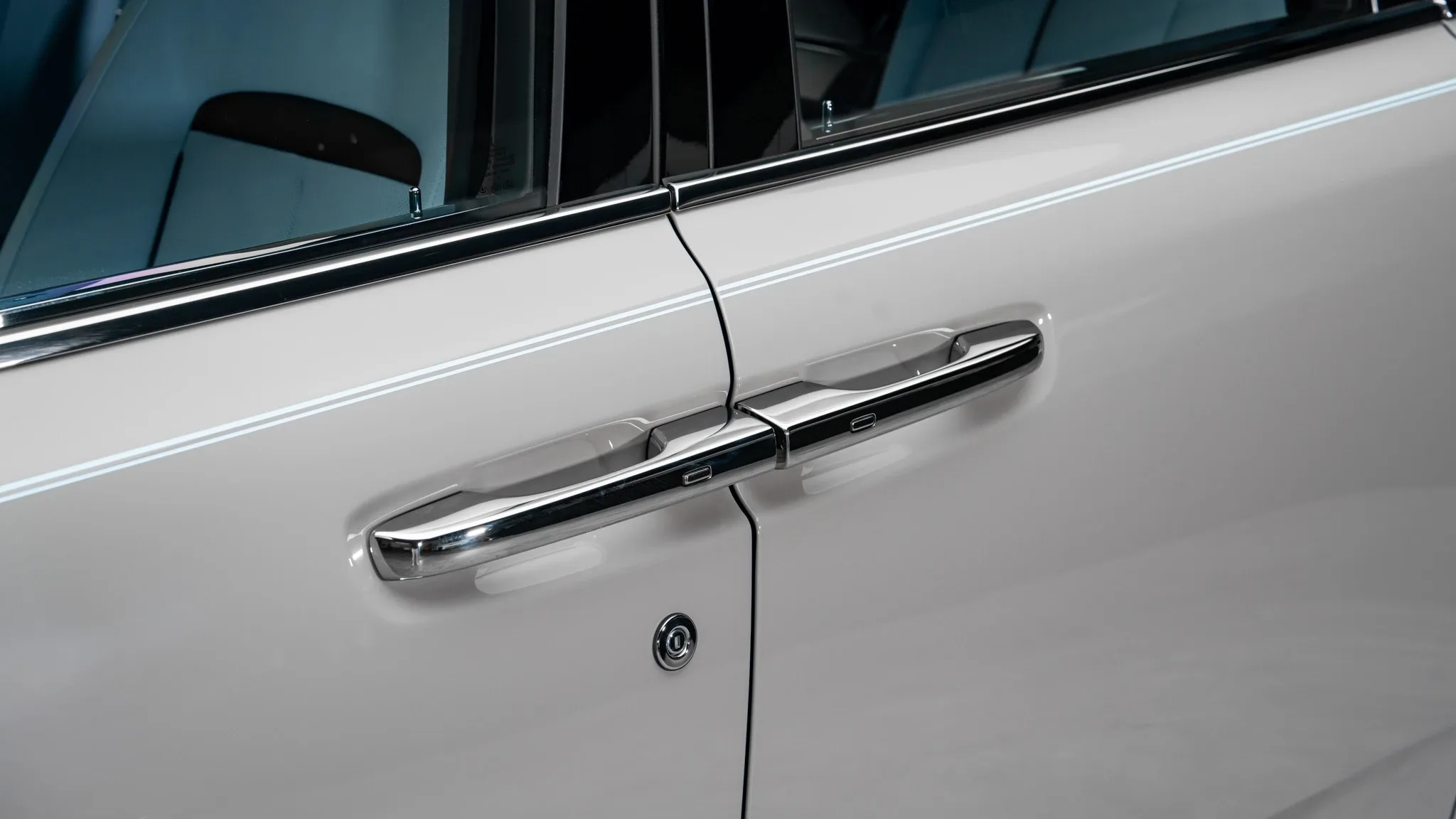 2027 Rolls-Royce Cullinan, 10/30
